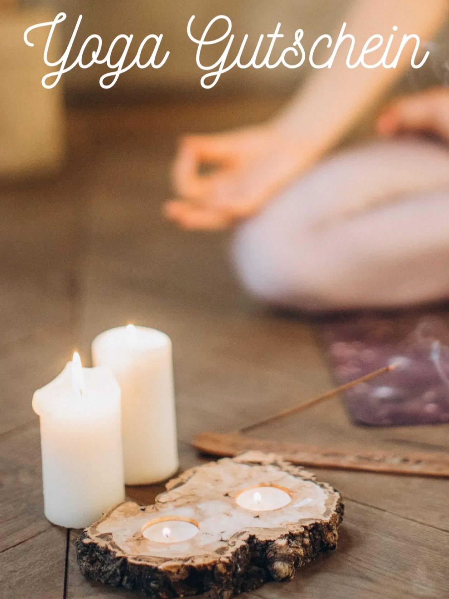 Mama braucht keine Blumen… Mama braucht Savasana - am 10. Mai ist MUTTERTAG
Zum Muttertag schenken wir diesmal echte Entspannung:
- Yoga-Gutscheine für eine kleine Auszeit vom Alltag
- Duftende Augenkissen mit Lavendel für tiefe Relax-Momente
Weil die beste Mama der Welt auch mal einfach nur liegen, atmen und genießen darf 💜
.
.
#Muttertag #YogaZeit #EntspannungSchenken #yogawellbeing #inbalance
