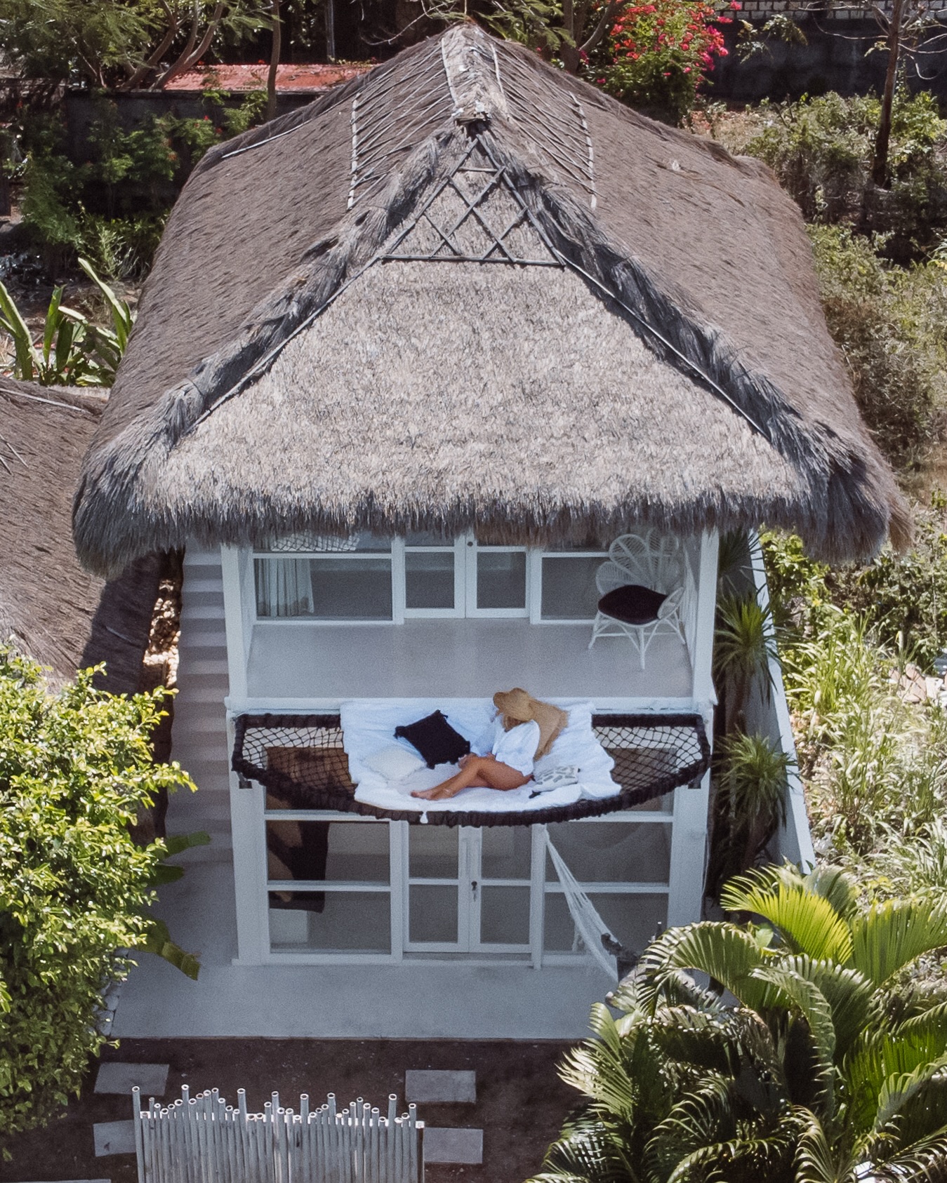 From enjoying a private flying hammock on your balcony into swimming on our salt water pool, you can do that all the time when you stay here
#whitepalmhotelbali #boutiquehotel