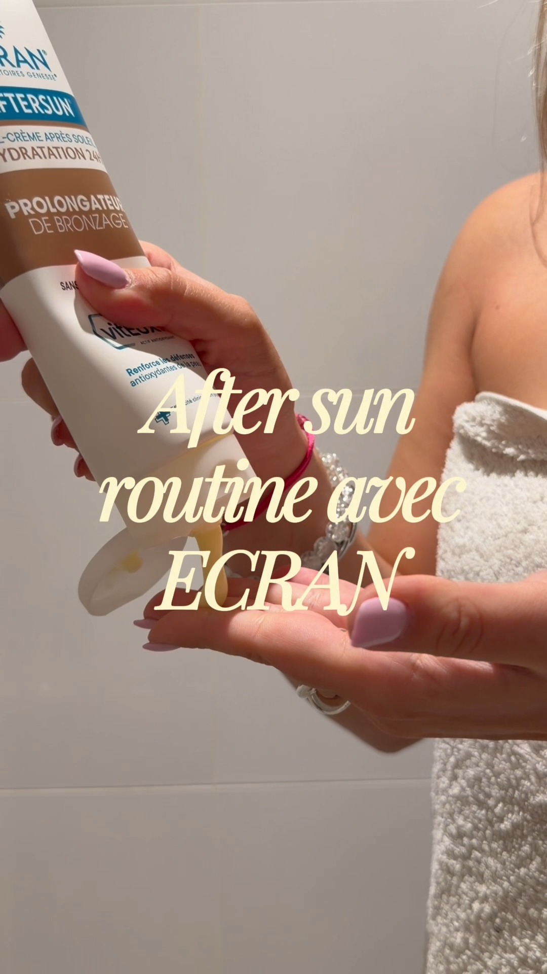 Même après une journée au soleil, votre peau a encore besoin d’attention ☀️
Prolongez votre bronzage tout en offrant à votre peau l’hydratation qu’elle mérite avec l’Aftersun d’Ecran. Sa formule garantit une hydratation pendant 24h et aide à renforcer les défenses antioxydantes de la peau grâce au viteox80®.
#apressolaire #hydratation #routinebeauté #ete #skincare #bronzageprotégé #ECRAN #protectionsolaire