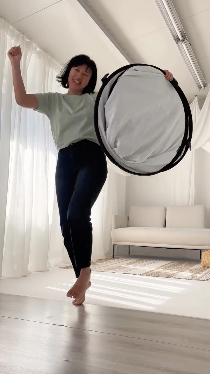 Manchmal ist Social Media doch ganz nützlich 😉
Ich hätte ja nicht gedacht, dass mir mal ein Random Girl hier aus Instagram zeigt, wie man einen Pop-up-Hintergrund richtig faltet – und mich damit vor richtig viel Struggle bewahrt.
Like ❤️👍, wenn es dir geholfen hat oder dich zum Lachen gebracht hat 😁
🇬🇧🇬🇧🇬🇧
Sometimes social media actually is useful.
I never would’ve thought that some random girl here from instagram would show me how to properly fold a pop-up backdrop - and save me from a lot of struggle.
Drop a like ❤️👍 if this helped you or made you laugh 😁
#fotostudiomünchen #fotoshootingmünchen #fotografinmünchen #newbornshootingmunich #familienfotosmünchen