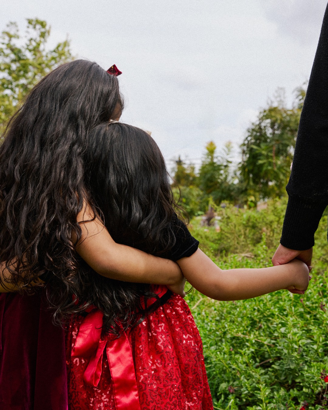 Childhood should be filled with moments like these - laughter in a park, running freely, and holding a parentâs hand. But for too many immigrant children, those moments are put on hold while they wait in government custody, separated from the people who love them most.
This DĂa del Niño is a reminder that immigrant children deserve safety, stability, and a lawyer by their side. We do this work every day so children can shift their focus outside of the immigration system and back into the places they belong - with their families, in their communities, and in immersed in childhood.
These photos remind us what weâre fighting for: more time to feel free and secure, more family reunions, and more moments where kids can simply be kids.
When children have access to a legal advocate by their side, they have a fighting chance at #SafetyNotSeparation from their loved ones. And when kids feel safe, they can develop and grow knowing they are not alone in a cruel immigration system.
No child should face immigration court alone.
đČ Learn how you can take action: treatkidslikekids.org
đž Thank you to Brittany Bravo (@bravocado._ ) for capturing these beautiful moments and helping us share what childhood should look like for all children.