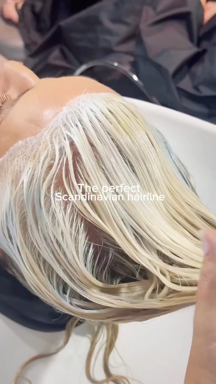 Stop scrolling if you’ve been dreaming of that perfect blonde… 🤍✨
This is your sign to try the Scandinavian hairline — soft, seamless, face-framing brightness that gives effortless, expensive blonde every time.
Hair by Lucy at Riva 💗 Beach
The detail, the placement, the blend… unreal.
Blonde, but make it natural.
Blonde, but make it luxury.
Balayage with FREE cut & blowdry from AED 650
Toner AED 100
Treatments from AED 150
Blowdry AED 150 (AED 50 extra for long hair or extensions)
Prices subject to 5% VAT.
This is where Dubai gets ready 💗
Book now — we get busy fast.
