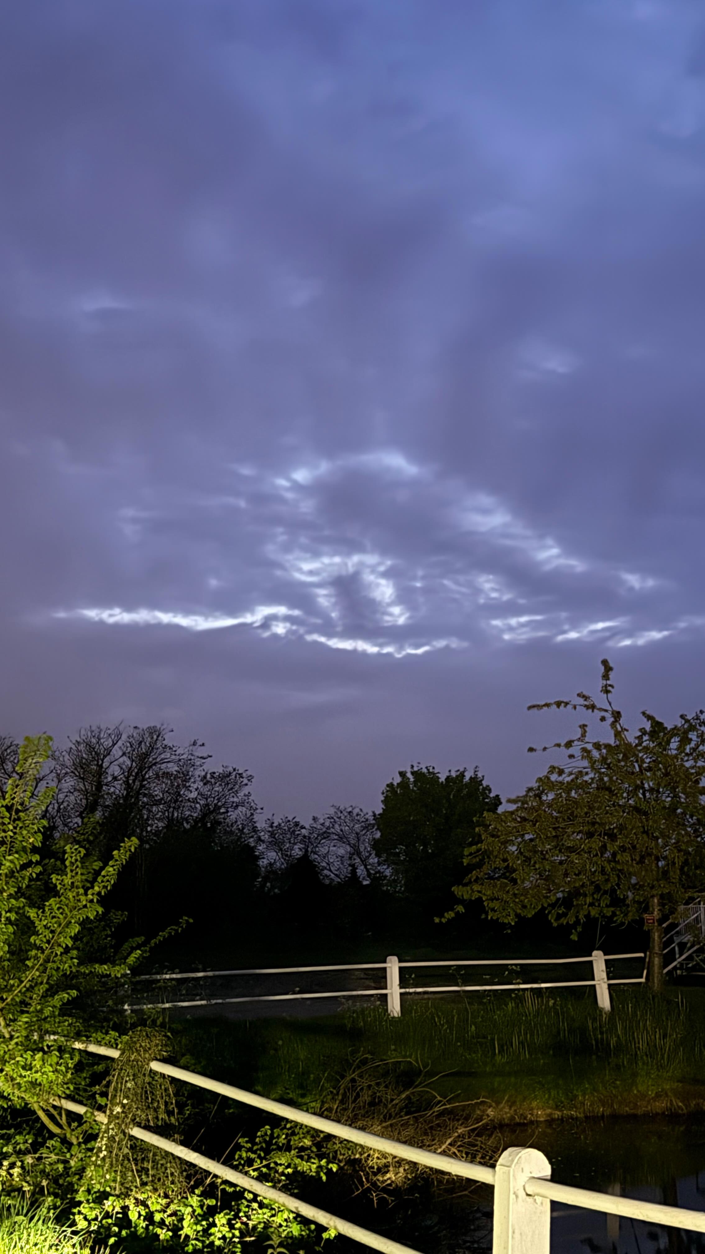 💙 26-4-26 💙
After tonight’s event, as I was driving out of the studio, I had to stop.
The sky… it didn’t just look beautiful — it felt alive.
I’m always looking up, always connecting, but this was something else. Right outside my studio, the clouds had formed in a way that felt almost intentional… like an eye opening in the sky, watching, witnessing, revealing.
You could feel the shift.
There’s something moving through right now — and you can sense it if you’re open to it. With Uranus in Taurus, we are deep in a cycle of disruption and awakening, especially around stability, the physical world, and the foundations we thought were solid.
And there it was… mirrored above.
The sky speaking back.
Opposite the Moon rising, holding that quiet tension between what’s being illuminated and what’s being shaken loose.
The next 7 years are not small.
They are transformative.
They will ask you to evolve, to release, to rebuild — but in a way that is more aligned, more true, more you.
So stay in your lane.
Stay grounded.
Stay connected to what you know is right for you, not what’s happening around you.
Because yes… things are about to get intense.
But they are also about to become incredibly beautiful.
This is not chaos without purpose — this is change with direction.
And there is so much more to come 👁️♉️✨
Much love
Natasha 💚
#7years #changeisgood #newcycles #skyatnight #letsgo 🔥🐎👁️🗨️♉️🌌✨💫