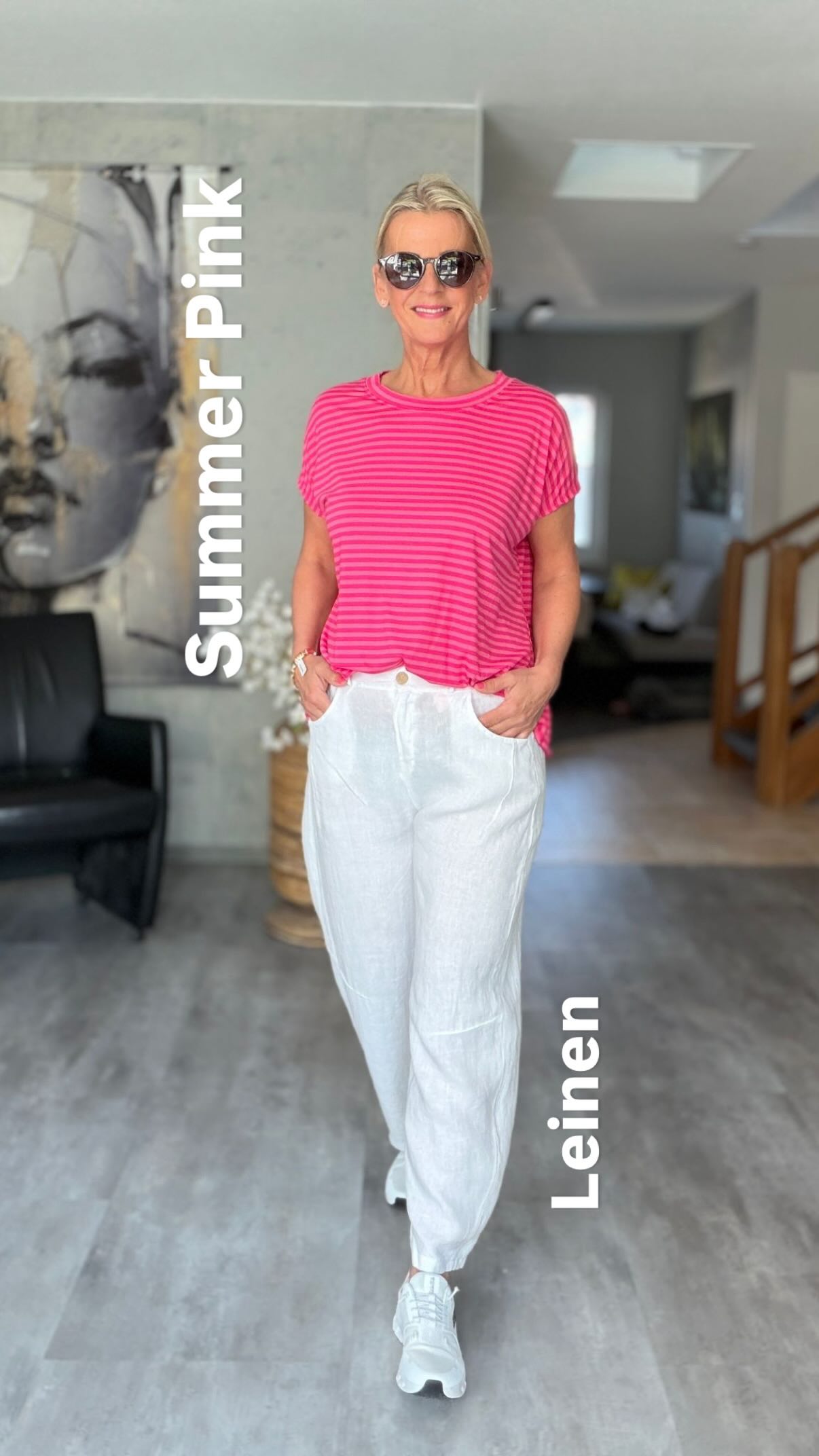 t’s Monday again ✨ Zeit für neue Lieblingslooks!
Wir haben tolle Outfits für euch:
Stylische Zweiteiler – völlig unkompliziert und direkt perfekt gekleidet für jede Gelegenheit. 🤍
Romantische Kleider oder auch unsere beliebten Anja-Kleider – feminin, bequem und immer ein Hingucker.
Was wird dein Favorit? 😍
Den Link zu unserem Shop findest du in der Bio und natürlich auch jederzeit in unserer Story. 🛍️
#fashionboxx #montagslook #newweeknewlook #zweiteiler #kleiderliebe #anjakleid #outfitinspiration #modeboutique #onlineshopdeutschland #frauenmode #ootd #lookdesday #shoppingtime #styleinspo #trendmode #fashionliebe #romantischerkleid #modetrends #shopnow #boutiquestyle
