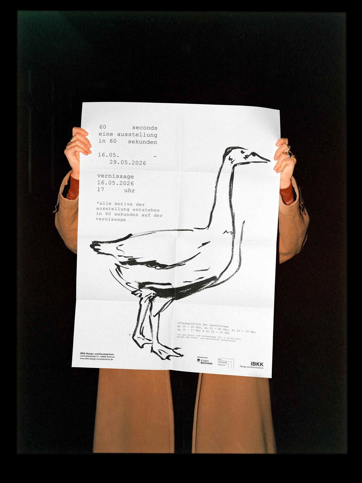 swipe to see *60 seconds* art #ibkk #ausstellung #vernissage #artlovers #exhibition