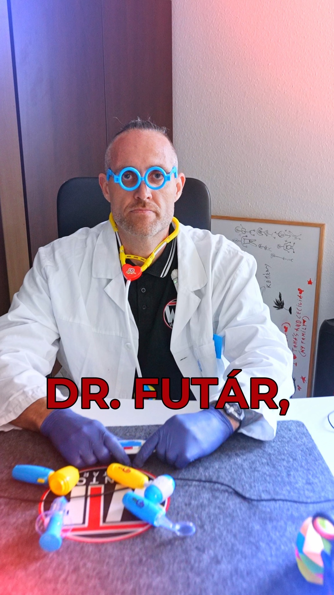 Te milyen panasszal keresnéd fel Dr. Futárt?
#wantopfutár #wtf #futár #futárszolgálat #DrFutár