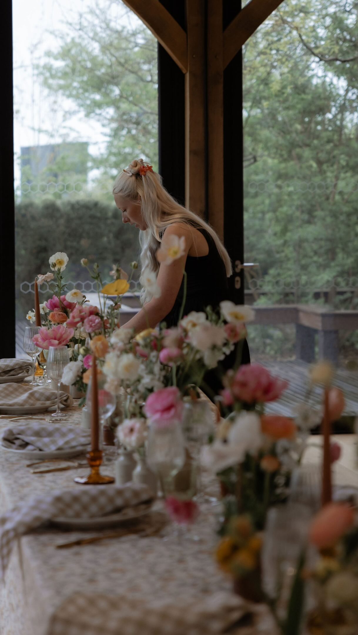 Springtime magic 🌷
Blossoms. Birdsong. Baby lambs. It's Team Luna's favourite time of year. So we had to create a shoot that encapsulates that springtime feeling. And we are so obsessed with the results.
Venue: @alfriston.gardens
Cover 📸 @lucyfergussonphotography
Shoot details: coming soon... 🤭
#WeddingStyling #PrepVsResult #SpringWedding #SussexWeddingPlanner #StyledShoot