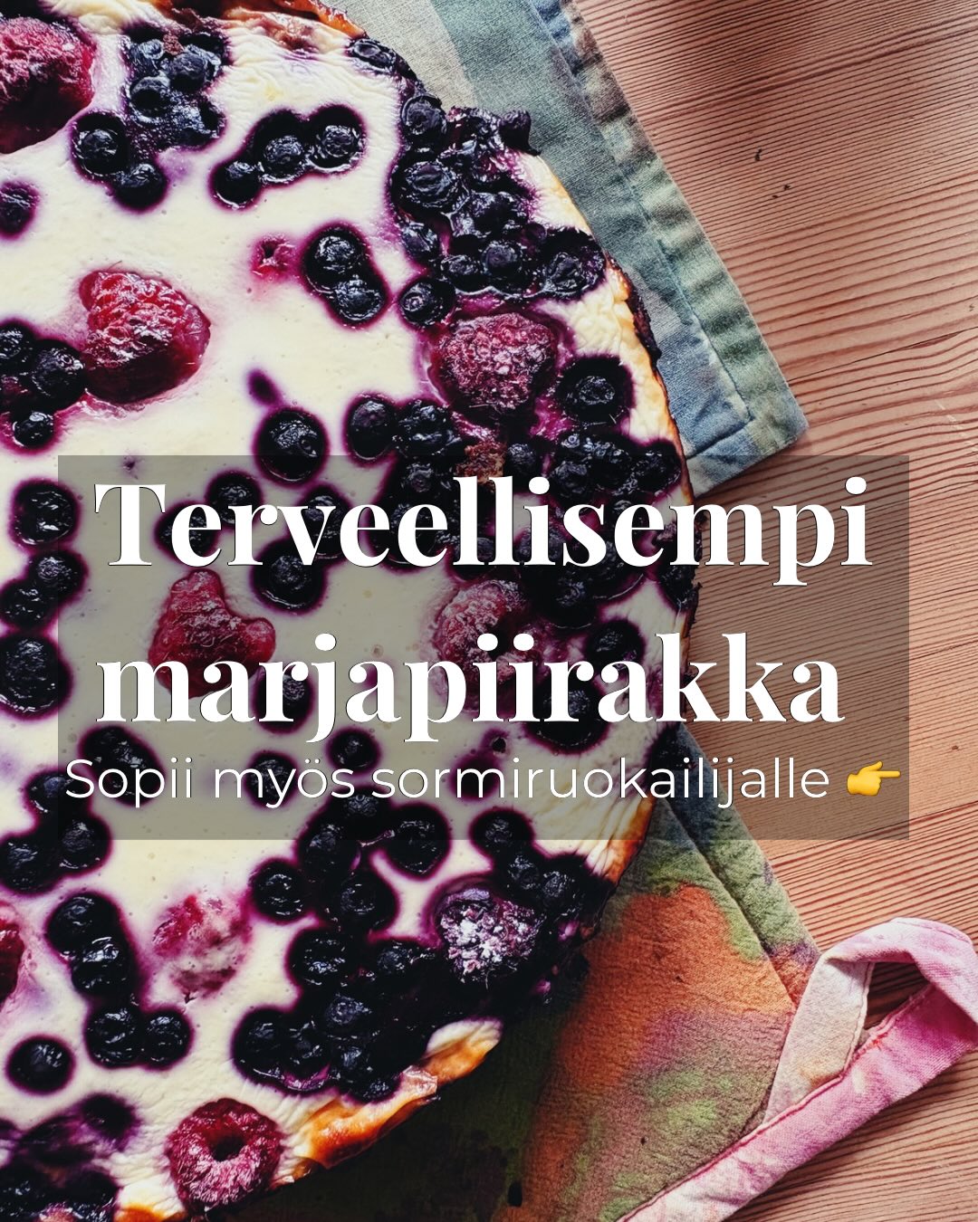 Sattuneesta syystä meillä on viime aikoina kehitelty koko perheelle sopivia vähän terveellisempiä reseptejä 👩🏼🍳
Tästä marjapiirakasta on tullut suosikki! 🫐
Tämä piirakka:
– ei ole liian makea
– sopii sormiruokailijalle
– maistuu myös aikuisille
– on helposti muokattavissa
– itse käytän jauhoina kaura-, manteli- ja tattarijauhojen yhdistelmää
Parasta on ollut katsoa, kun pikkuruokailija lappaa piirakkaa suuhunsa 😍
Resepti löytyy kuvista 👉
(tallenna, jos haluat kokeilla myöhemmin)
👉 Meneekö kokeiluun – ja millä marjoilla?