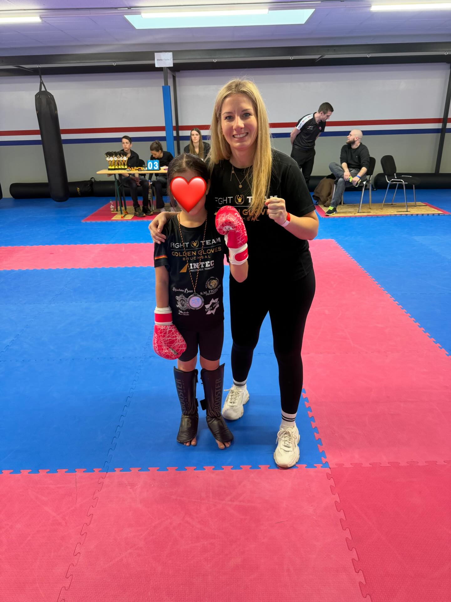 Fight Weekend 🏆
Starke Fights und Siege auf dem Newcomerturnier in Freiburg von @exitasia_gym und der @proleaguefighting in Karlsruhe. Glückwunsch an all unsere Wettkämpfer 🙌