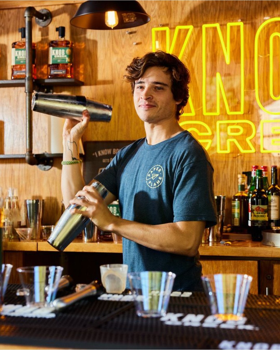 Bittersweet news 🍸 Today, 4/25, is Miguel Lenhart’s final bartending shift at Paper Plane.
Miguel has been a huge part of our team, and while we’ll miss seeing him behind the bar, we’re so excited for his next chapter as he joins the management team at our upcoming restaurant, Strāta! ✨
Come by, grab a drink, and help us send him off with some love. 🥂