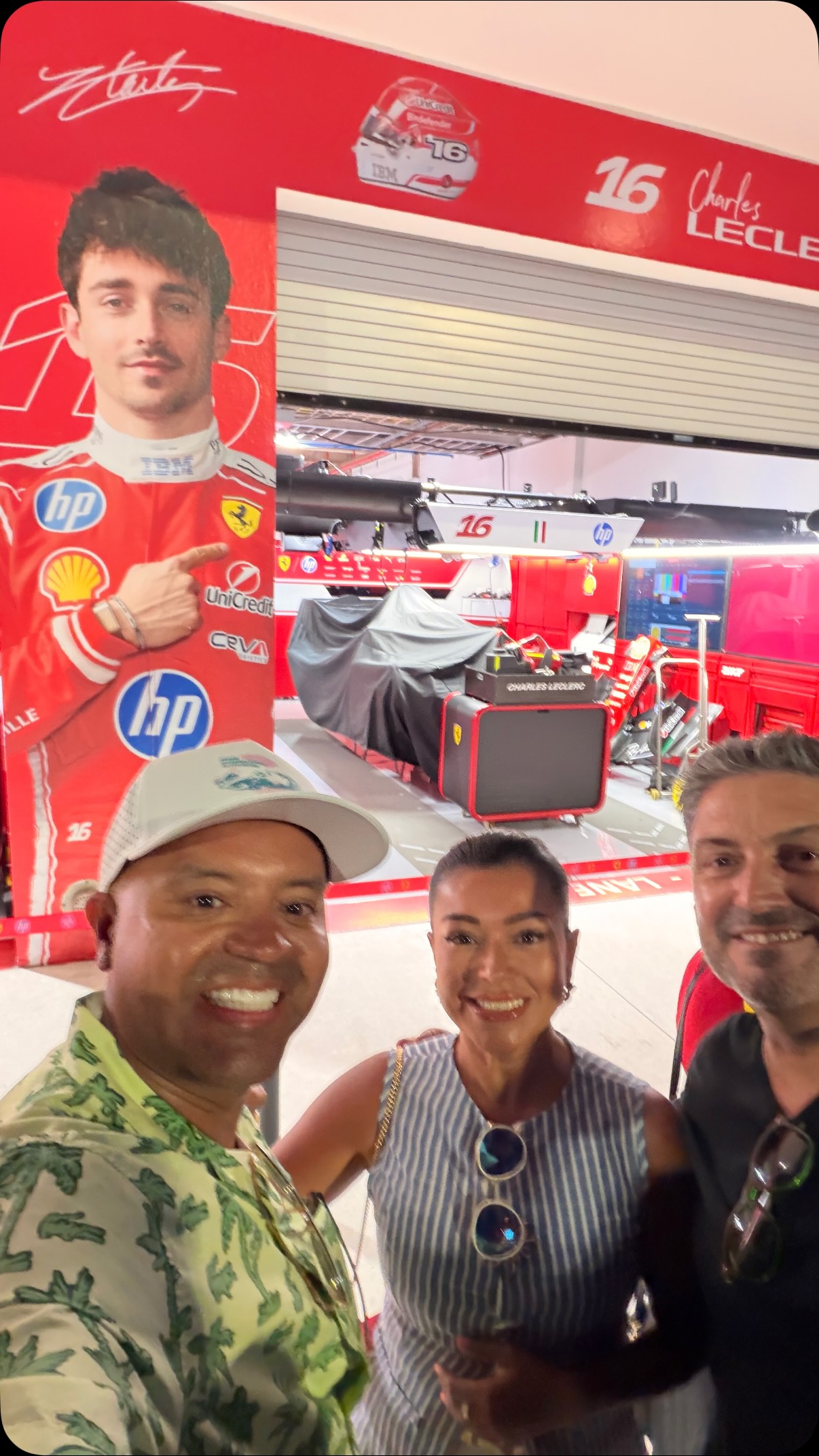 Opening night of the Miami Grand Prix and we’re walking the pit lane. Still processing this experience… 🤩🏎️🏁
#lujo_travels
#MiamiGP
#F1Miami
#miamigrandprix2026
#F1Experience