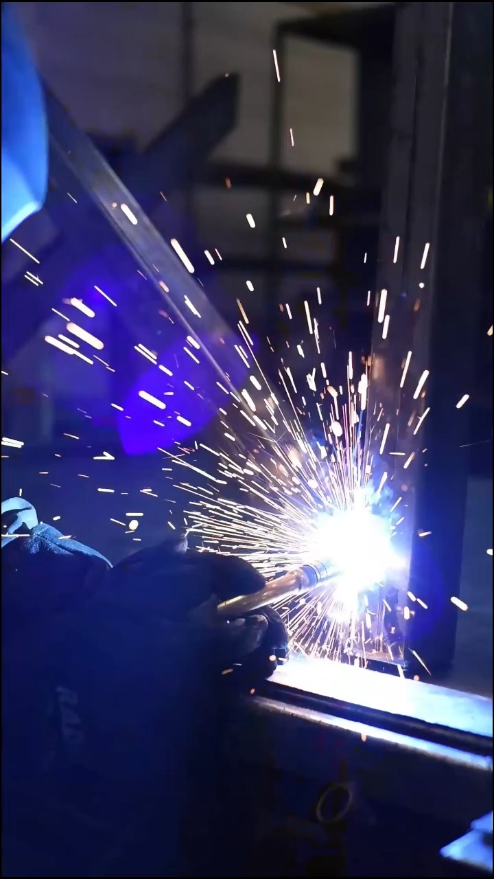 Sparks flying, steel coming together 🔥
This is where it all starts for our bases — cutting, lining everything up, then welding each joint so it’s solid for years to come. It might look like a bit of chaos with the heat, light and noise, but every weld is done with purpose.
#weldinglife #workshop #bespokefurniture #steelwork #rccfurniture