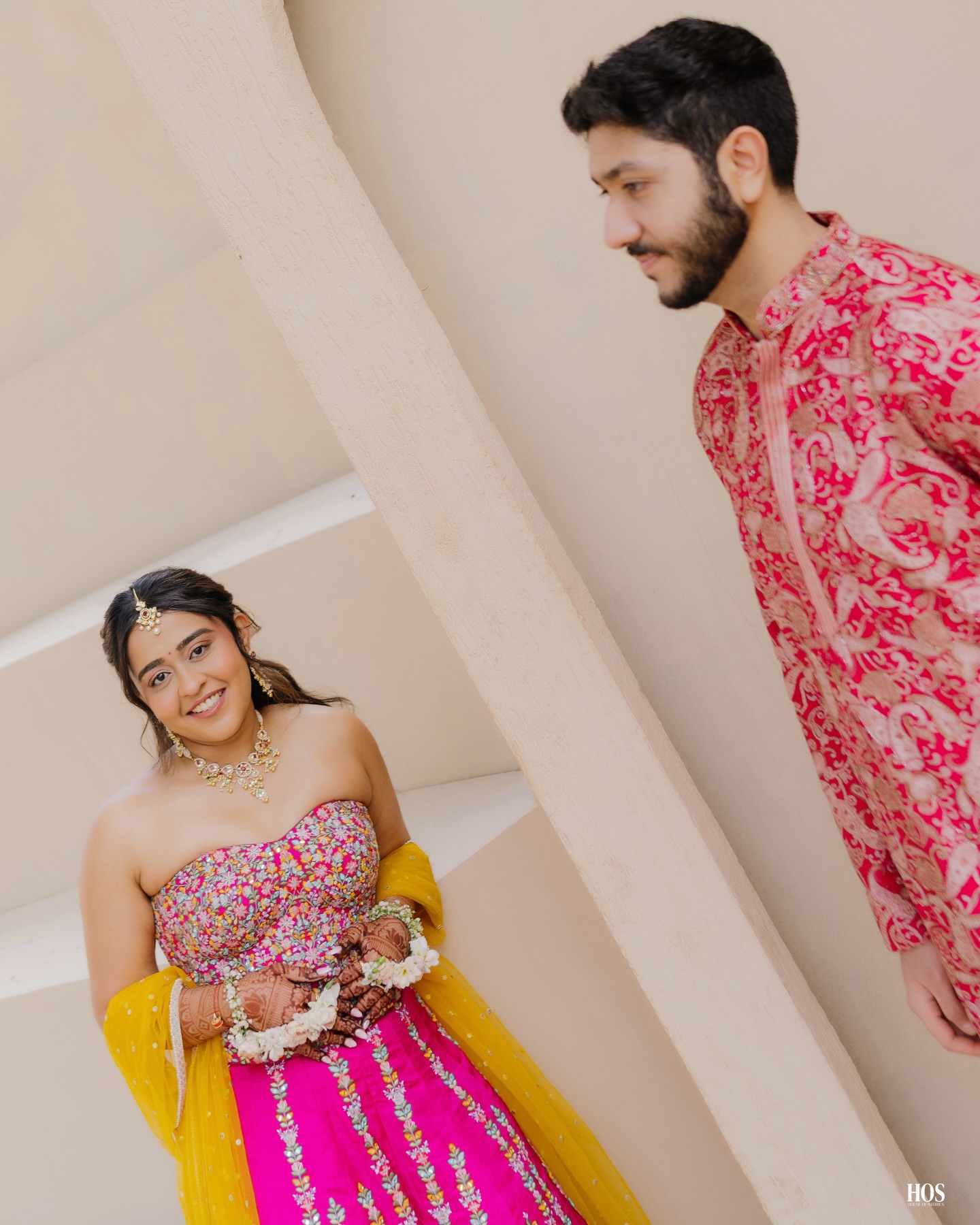Gracefully adorned, beautifully in love. ✨
Rutu & Ardashir ✨💛
Photographed By: @dhrumil_panchal01 @prannavdave
Mua : @mohinis.makeupartistry
Venue : @shivmahalpalace
www.houseofstories.in
#houseofstories
#lovestoriesbyhos