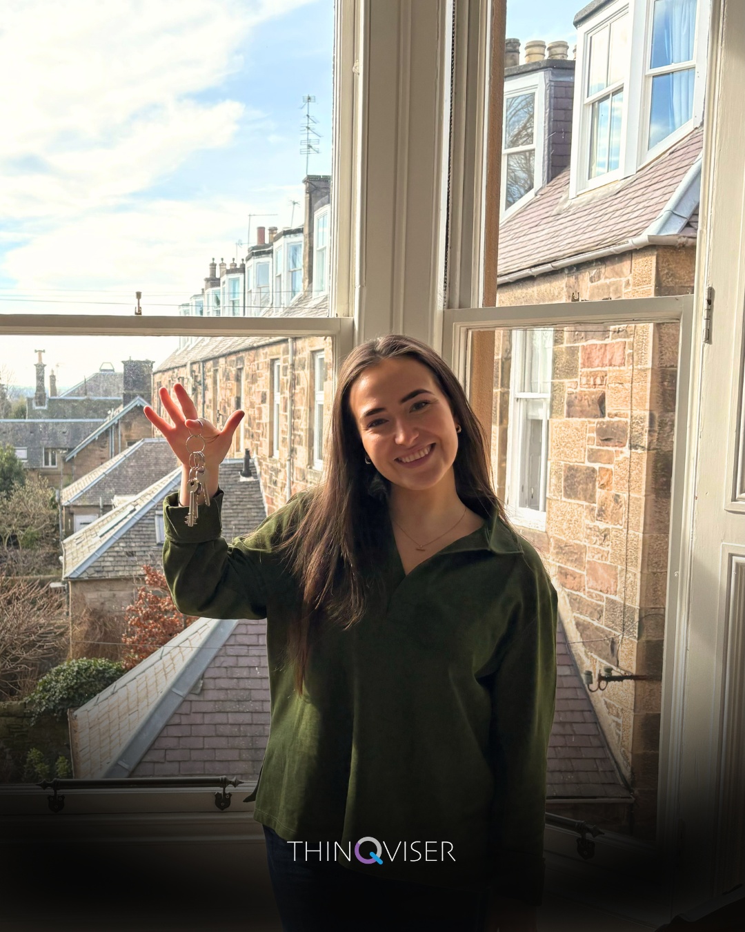 Well done to Lynsey on picking up the keys to her first flat 🏡✨
A brilliant achievement and the start of an exciting new chapter.
Sunny was delighted to support you through the process, and we wish you every happiness in your new home 💫
