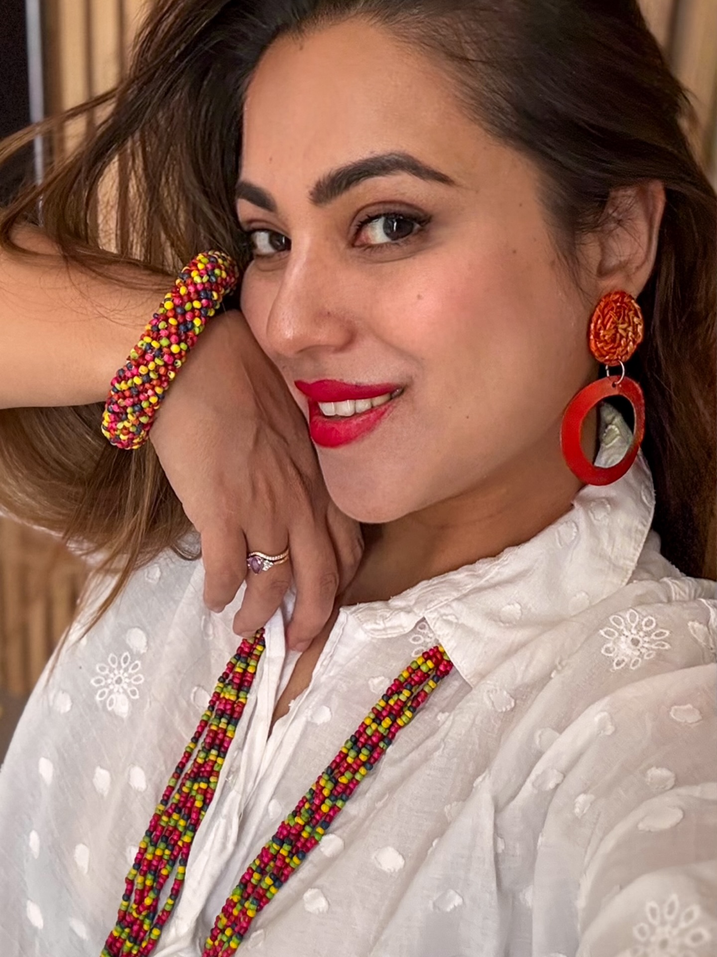 You ask โwhereโs the style part of STYLEtourista?โ, well here you go: its mainly the jewelries i create ๐ซถ๐ป๐ฅฐ so hereโs a little postpartum glow-up fashionista post. Just because the sun is shining โ๏ธ iโm leaving to the tropical islands ๐๏ธ in a bit and Mimi is feeling it ๐ Ps. Selling this beautiful colorful jewelry ๐ set. DM me if your interested ๐ฅฐ small collection is online at www.styletourista.com