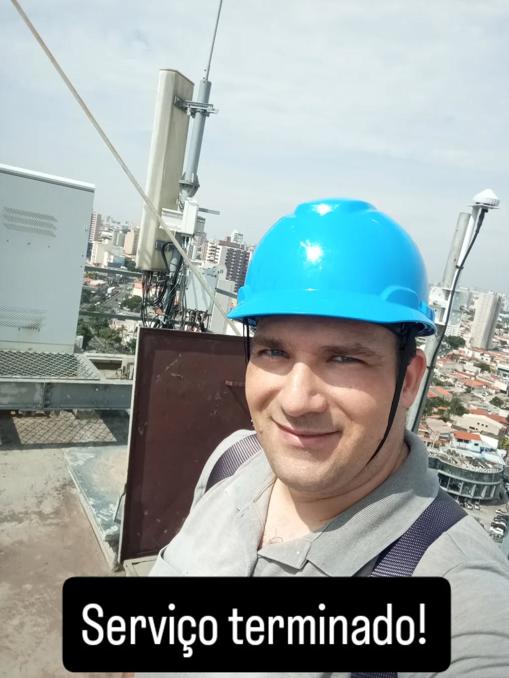 Satisfação depois de terminar! E entregar um serviço bem feito! Castelo!