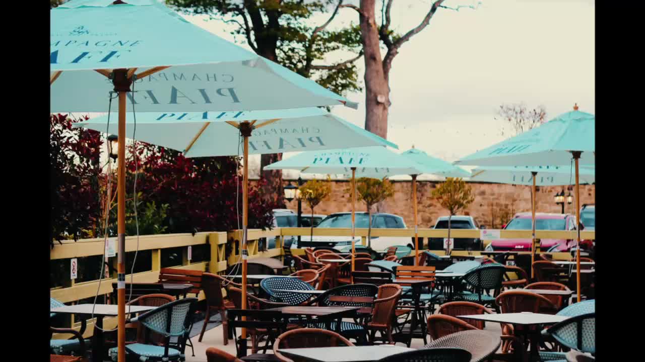 Planning your weekend? Look no further.
Our fabulous spring menus are perfectly paired with a selection of carefully crafted specials, while our bar team shake up some of the best cocktails around. Add to that our warm, friendly service, and you’ve got everything you need for a great time.
Whether you’re joining us for a relaxed lunch on the terrace, dinner with friends, or simply drinks at the bar, make it Louie Browns this bank holiday weekend 😊
#Weekendvibes #Bankholiday #Louiebrowns #Bar #Kitchen #Terrace