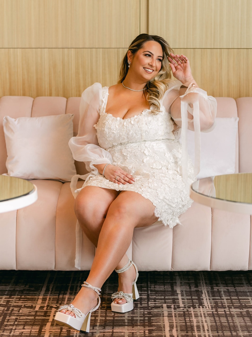 A stunning bride to be deserves only the best.
Every detail accounted for and set to match the theme🤍
Vendors
@eventshoppe.ca
@rachelaclingen
@simplybeautifuldecor
@encore.canada
@splendidsettings
@nadiaandco_
@detailzfurniturerentals
@theperfumebar_events
@barchef
@fstoronto
@decorandfiesta
@soldesigns.ca
@sb_tones
@beautyby_milly