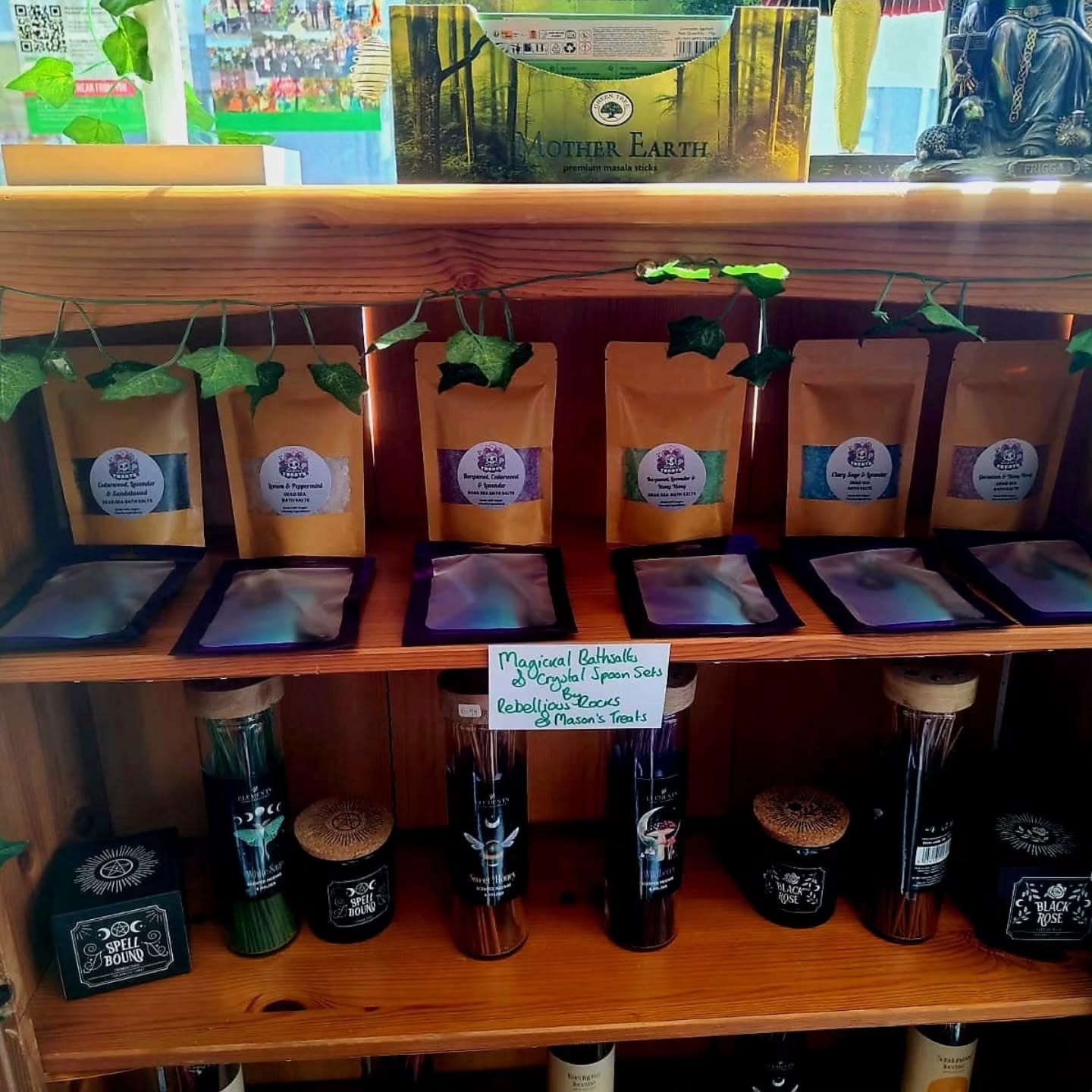 Good morning Wytches, we've got a beautiful new selection of products from a colab between our friends at Rebellious Rocks and Mason's treat's - these gorgeous new Magickal Bath Salts, paired with Crystal Spoon and card!
They are stunning!
If you want them you may have to come in quick before I decide to have them for myself!!
Each is made with Dead Sea Bath Salt, Essential Oils and Mica, each is 100g. £8.99 per Set!
We have 6 in total;
Cedarwood, Lavender and Sandalwood, with an Obsidian Spoon & Crystal Card.
Lemon and Peppermint with a Clear Quartz Spoon & Crystal Card.
Bergamot, Cedarwood & Lavender, with an Amethyst Spoon & Crystal Card.
Bergamot, Lavender and Ylang-ylang, with a Green Aventurine- Spoon & Crystal Card.
Clary Sage and Lavender, with a Sodalite Spoon & Crystal Card.
Geranium and Ylang-ylang, with a Rose Quartz Spoon & Crystal Card.
These truly are a stunning pairing!
See you all soon
Blessings of the Land Sea and the Sky ❤️❤️❤️❤️