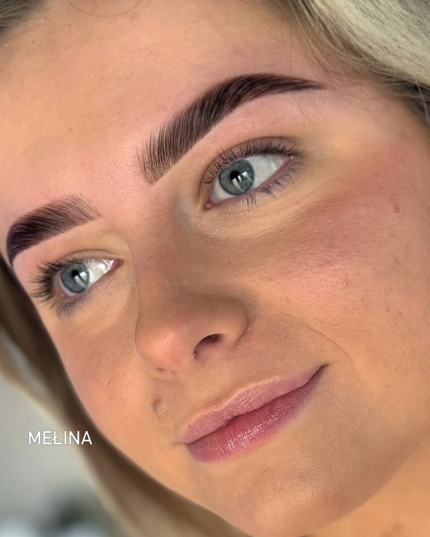 Eyebrow lamination + mapping + tint + cleaning
With the best Italian products
By Melina
You can choose your personal color , shape 🤍
Book now your appointment ✨
#eyebrowdubai #laminationdubai #hdbrowsdubai