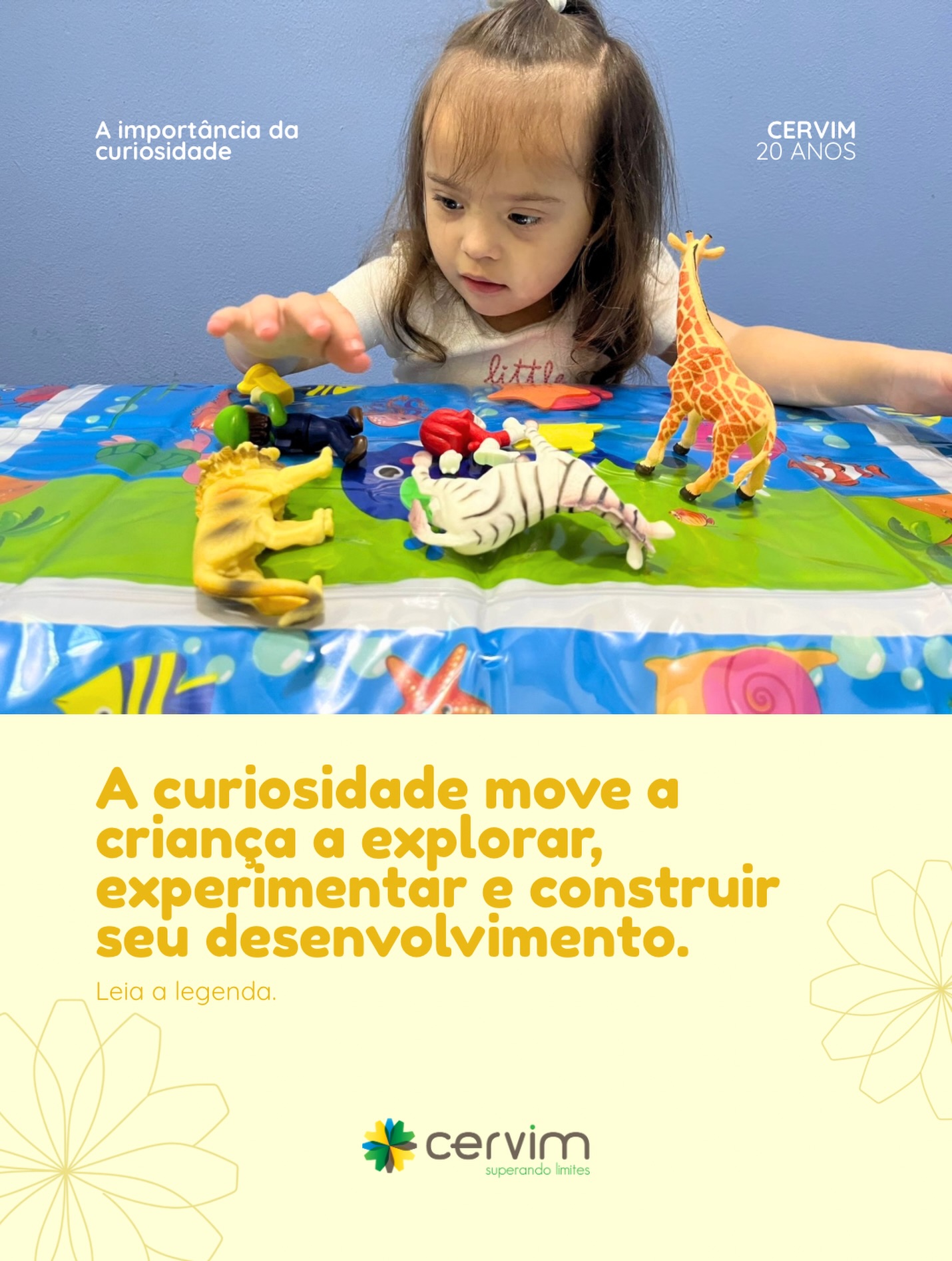 A curiosidade é um dos principais fatores do desenvolvimento infantil. Ela se manifesta no explorar, testar e descobrir, ativando processos cognitivos e favorecendo a construção do conhecimento de forma significativa.
Estudos mostram que, quando estimulada, a curiosidade prepara o cérebro para aprender, aumenta o interesse e melhora a retenção das informações, tornando o aprendizado mais eficiente e prazeroso.
Incentivar a curiosidade é, portanto, potencializar o desenvolvimento, a autonomia e a capacidade de aprender ao longo da vida.
#desenvolvimentoinfantil #Cervim20Anos #sindromededown #curiosidadeinfantil #fonoaudiologia