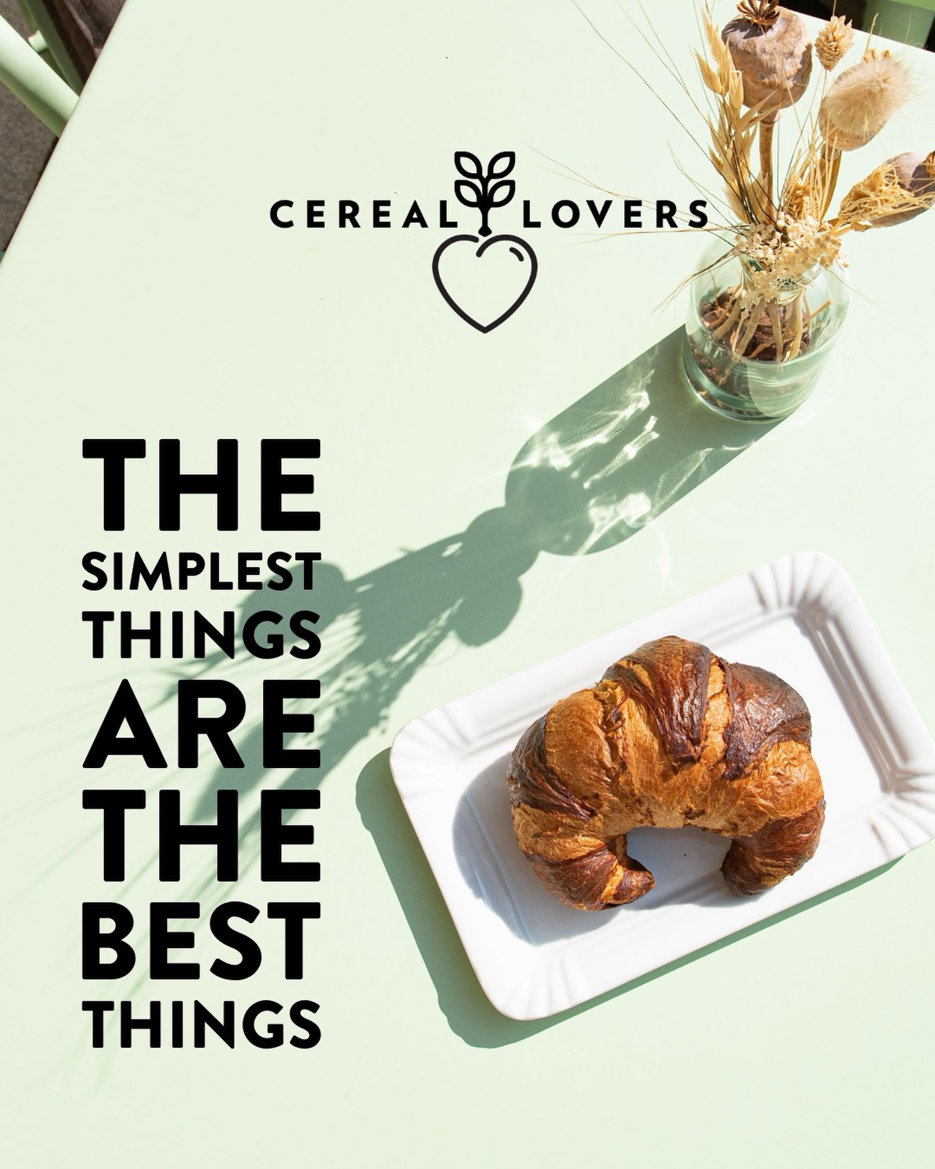 The simplest things are the best.
…which is great news, because this croissant clearly did not overcomplicate anything.
Golden, flaky, slightly demanding in the sunlight, and absolutely not here to be shared.
Minimalism, but with butter.
Come for the philosophy, stay for the pastry.
#CerealLoversLuxembourg #LuxembourgCity #LuxembourgCafe #LuxembourgFoodie