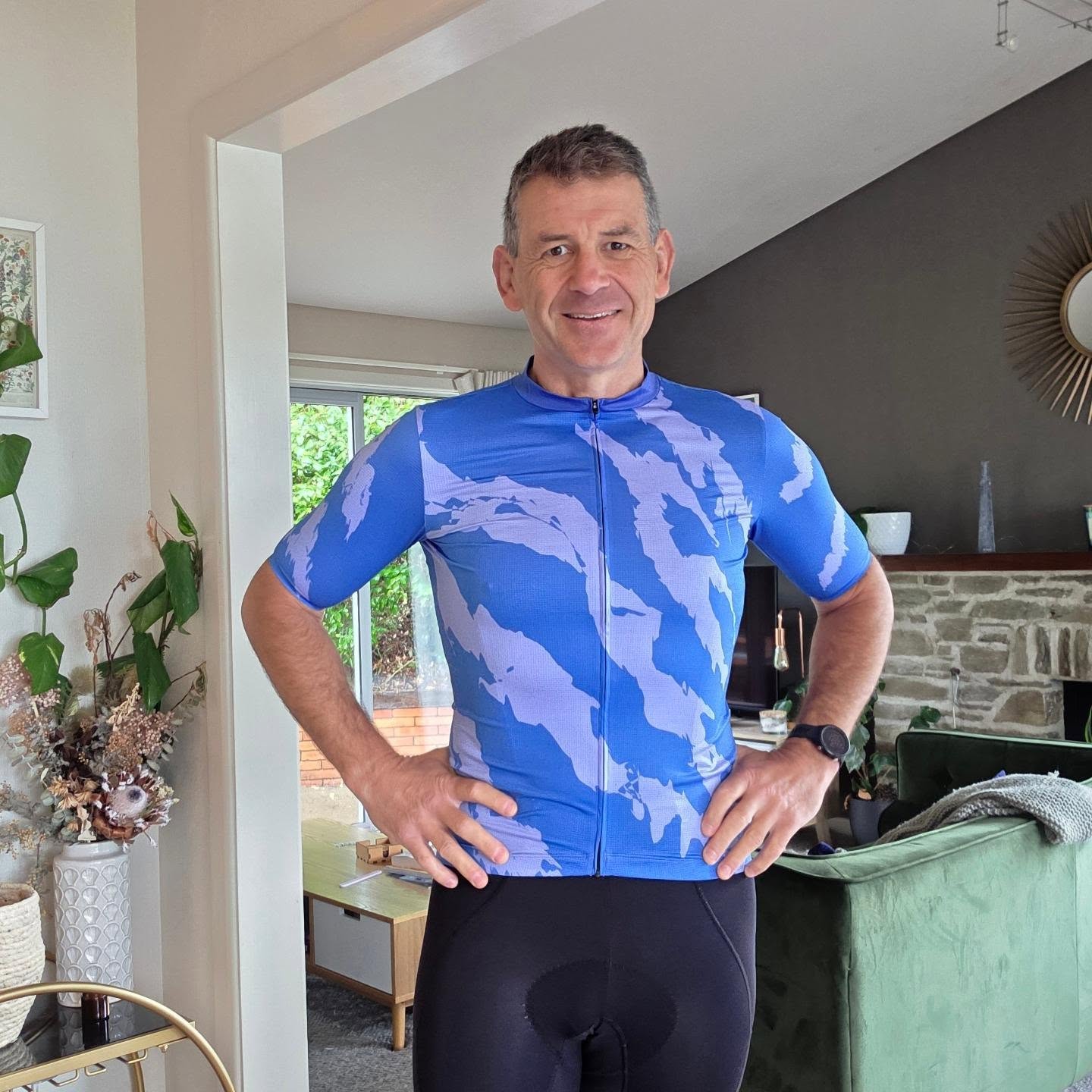 Like this jersey? You might want to move quick… we’ve only got 5 left.
So here’s the deal — $65 and they’re gone.
Yeah… we know. Bit ridiculous.
But we’d rather see them out riding than sitting on a shelf.
This is your do-everything jersey:
✔️ Comfortable for long days
✔️ Fast enough for the bunch
✔️ Tough enough for gravel
✔️ Looks sharp without trying too hard
No fluff. No overpricing. Just good kit at a price that doesn’t make you wince.
When they’re gone… they’re gone
www.spokeandstone.co.nz