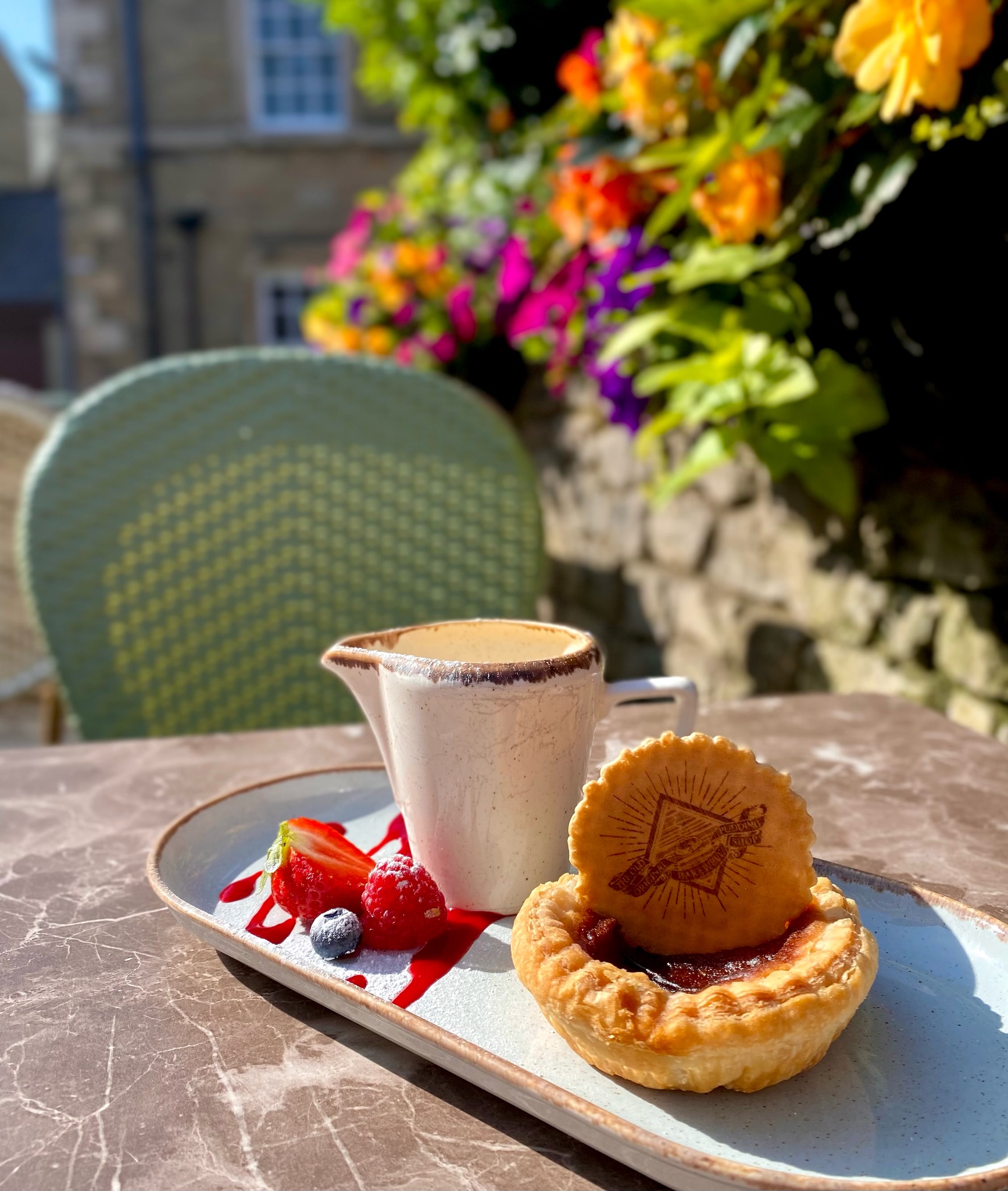 Enjoy the sunshine in our beautiful courtyard while tasting our original and iconic Bakewell Pudding ☀️
First created in the 1860s, at The Old Original Bakewell Pudding Shop, and we still hold the traditional recipe complete with a closely guarded secret ingredient 🤫
While we’ll never reveal our secret, you can take part in one of our pudding-making experiences, where you’ll learn how to make your own to take home and enjoy💫
For any enquiries:
☎️01629 812193
📧 info@bakewellpuddingshop.co.uk