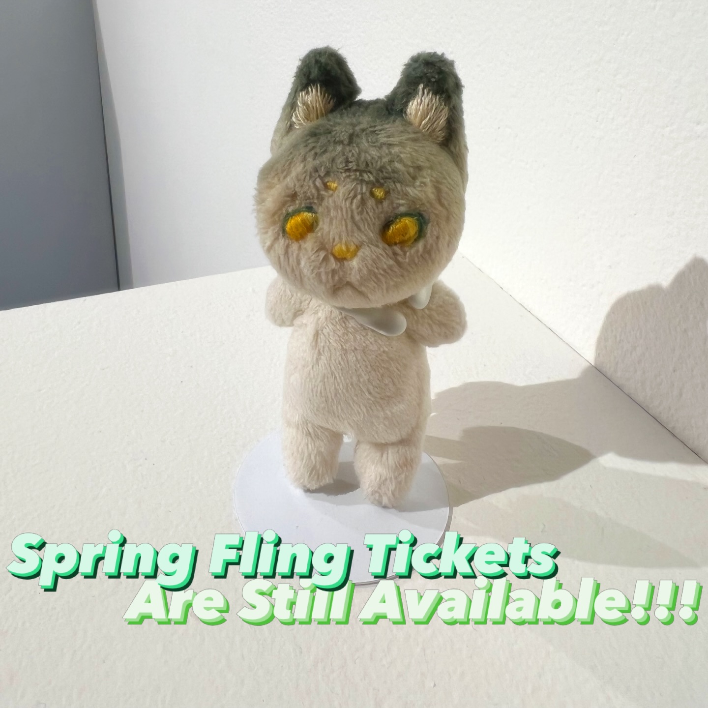 Join us to celebrate 25 years and counting, doors open at 6pm, your friends and this little cutie will be waiting! By @jomaccudo
Tickets to enter and chances to win art are still available throughout the evening 💚🌷✨.