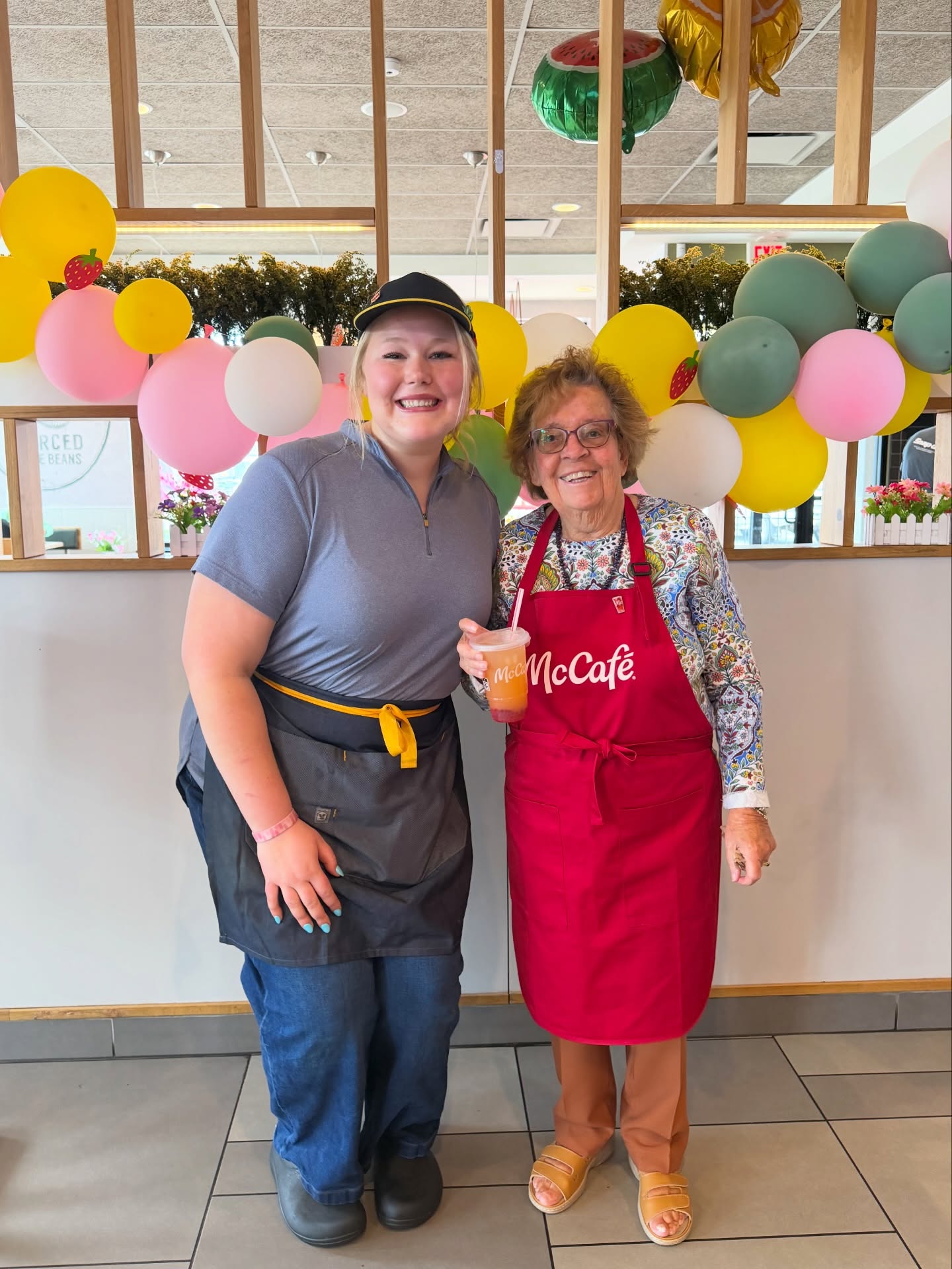 Our new refreshers are Mrs. Mueller approved! ✅
Enjoy one today! 🍓🍉