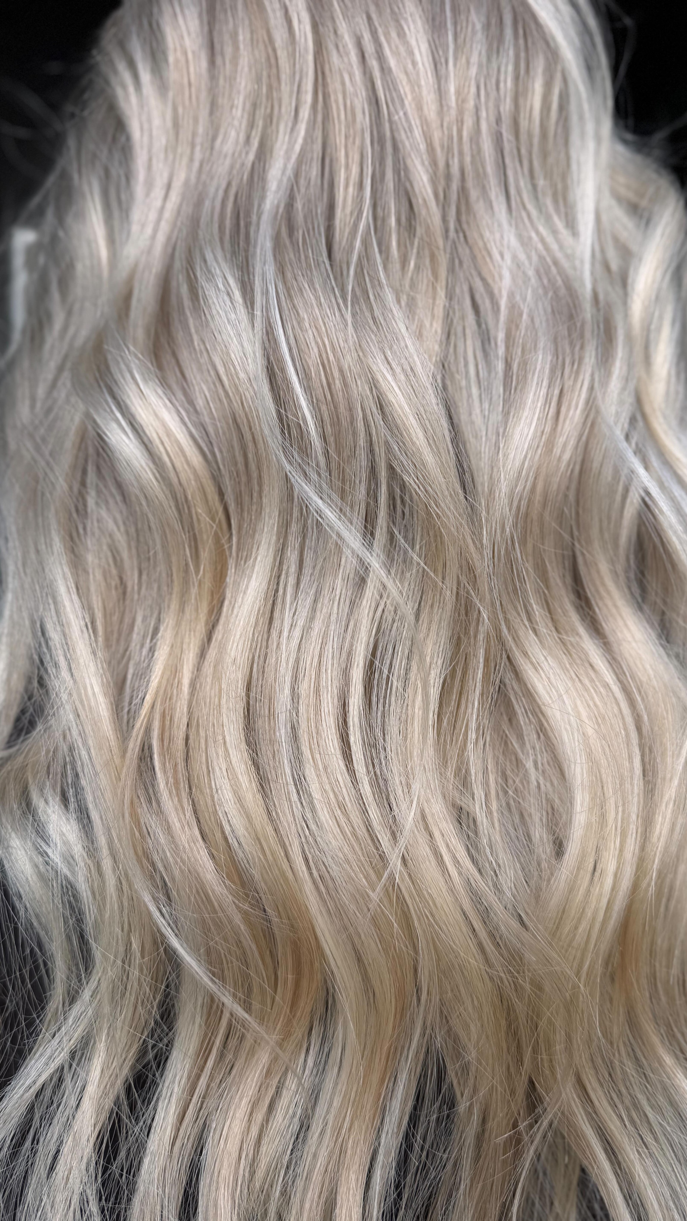 Ummm…. What 🫣
#themoonboutique #NorthVanHair #celestialbeauty #behindthechair #boutiquesalon
✨North Vancouver | Hair Salon | Lower Lonsdale | Lived In Colour | Witchy Vibe | Holistic Hairdressing 🌙