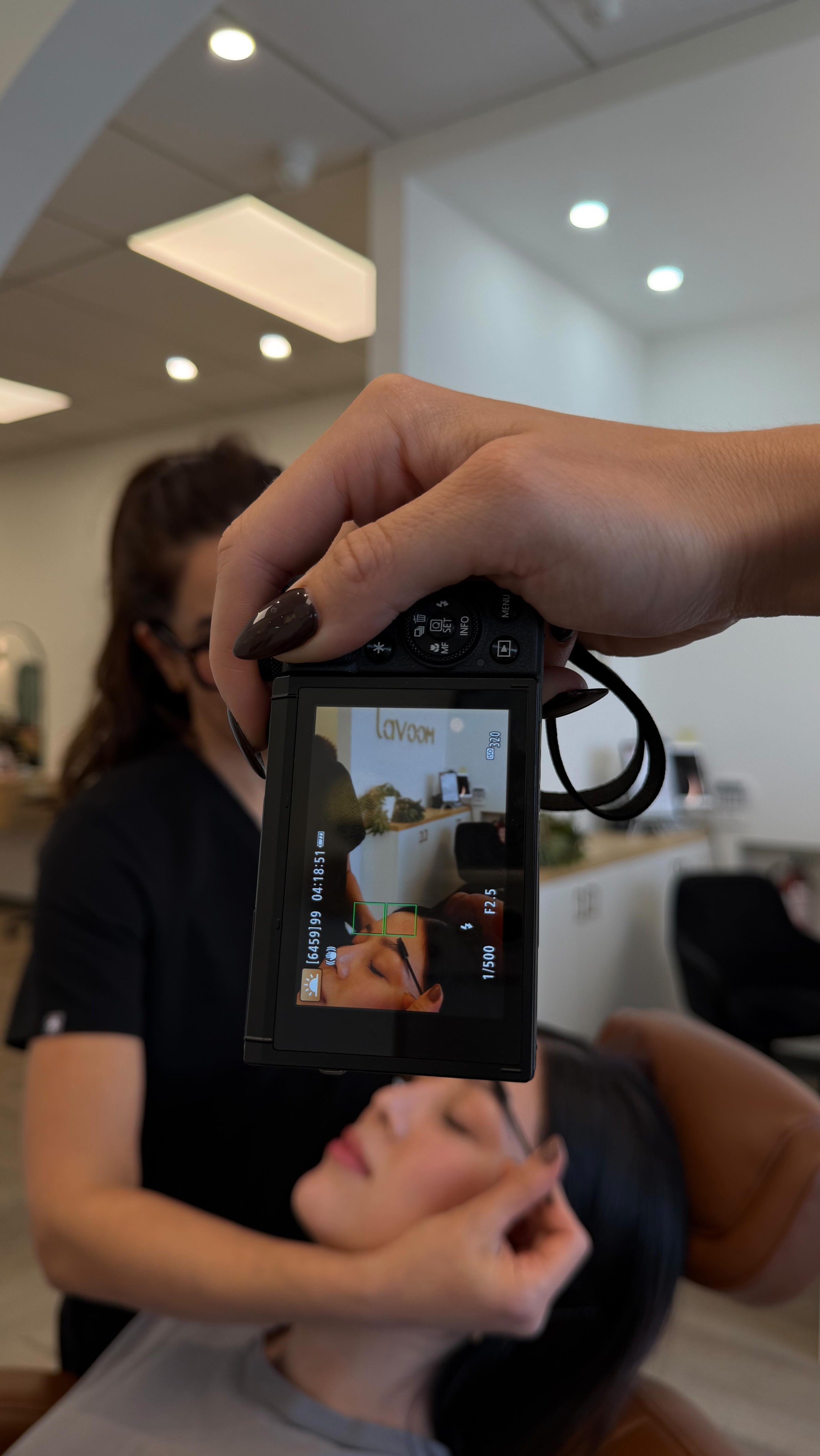 Why settle when you can have someone whoâs dedicated to perfecting every detail â¨
.
.
.
.
#calgarybrows #brows #yyc