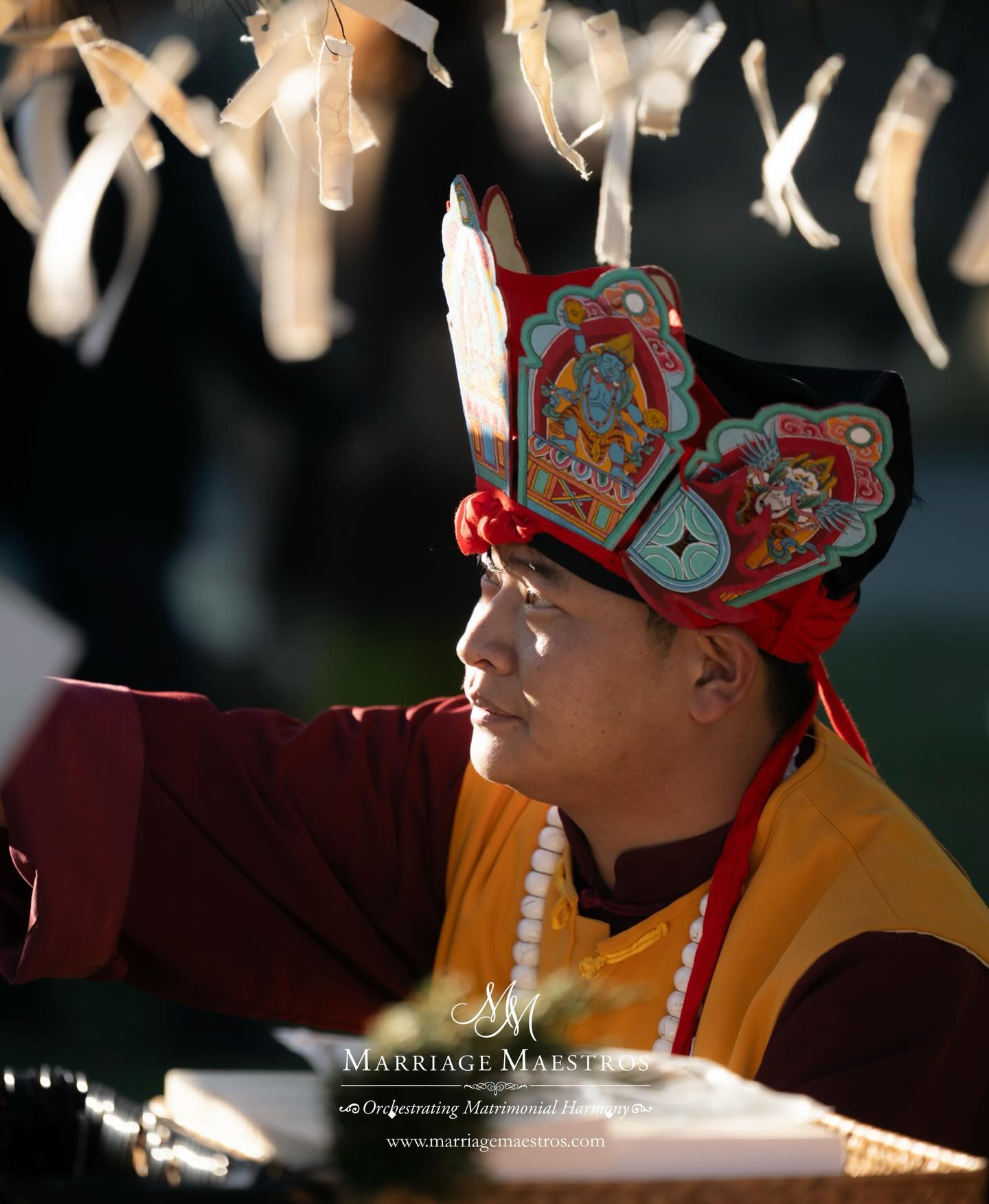 Blessed by a Dongba calligraphy master, inscribing ancient symbols of love, harmony and prosperity - each one gently chiming with the breeze ๐๐ซ
.
.
.
Wedding Planner: @marriagemaestros @weddingmaestros
Photographer: @wirunkultanphotography
Videographer: @krirakrit
Floral: @poppypod.floral
Venue: @hyllavintagehotel
#hkweddingplanner #hkwedding #mmcouple #mmweddings #marriagemaestros