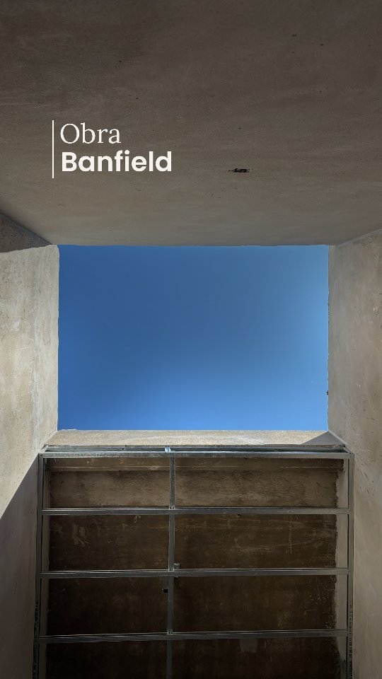 Avances en 📍Obra Banfield
Les mostramos cómo continuamos con la colocación de montantes y soleras para el cielorraso de este proyecto 💪
Lo que no siempre se ve también construye calidad.
Seguimos trabajando obra a obra, cuidando cada detalle del proceso.
📩 ¡Contanos qué te interesa ver de esta obra!
#AvanceDeObra #Cielorraso #Banfield