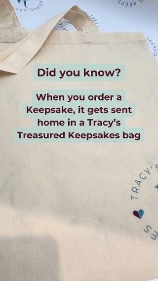 Behind-the-scenes: did you know when you order a keepsake, it comes in a Tracy's Treasured Keepsakes printed bag you can keep?
Your keepsake comes complete with a little touch of gift wrapping and a reusable bag, because your keepsake deserves to arrive beautifully presented.
#TracysTreasuredKeepsakes #SmallBusinessUK #PersonalisedKeepsakes #HertsCustomKeepsakes #HandmadeGiftsUK