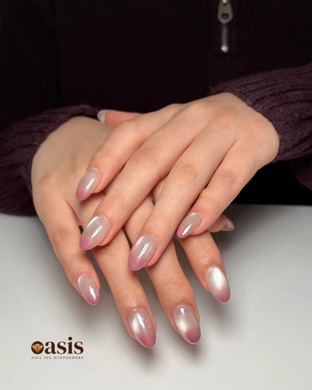 that soft fade from pink to glow… so pretty 💗✨
like a blush with a hint of shine on every nail
🕝 Here is where you can find us:
Monday through Friday 9:30AM/7:30PM
Saturday 9:30AM/7PM
Sunday 11AM/5PM
Open 7 days a week
Walk-ins & appointments welcome
📍 9001 Taborfield Ave (unit 102) Orlando, FL 32836
📲 (407) 612-4027
nails by: Cici
#orlandonails #pinknails #ombrenails #glowynails #windermerenails
