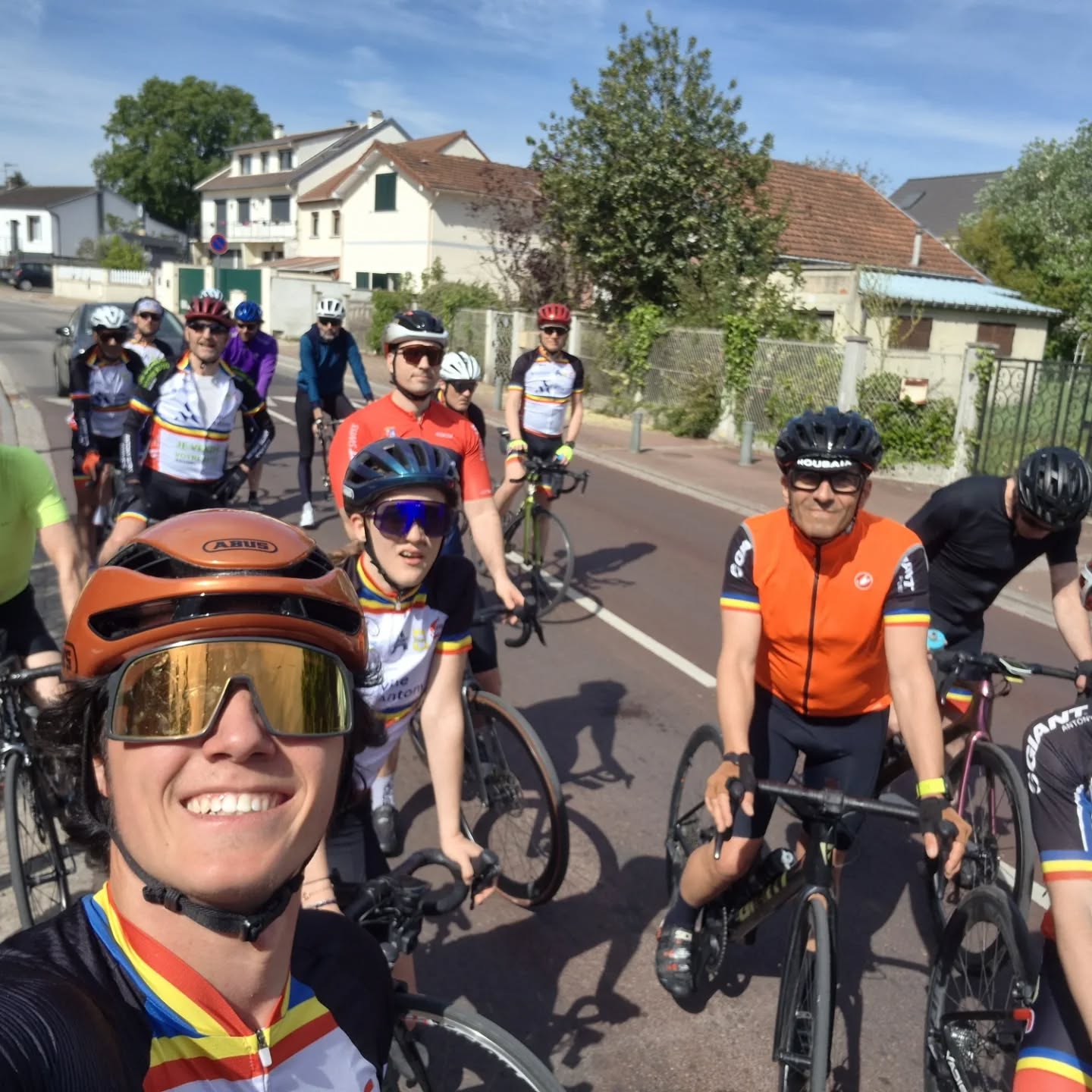 #ABCcyclos 🟦🟨🟥
Du soleil ☀️ et des sourires 😀 sur sortie cyclo ‼️
