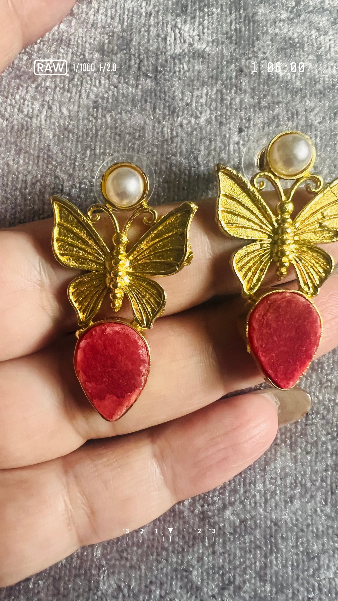SS26 limited pieces. When they’re gone they’re gone!
#Butterflies and nature was the theme for this collection. All stones are natural and are made on gold plated metal.
Only one piece available. DM to order now or find them on our Etsy shop