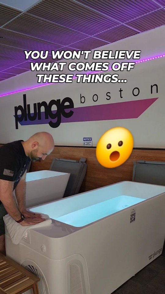 Maintenence and up keep is key here at Plunge Boston!
Here's your chance to try the studio and all it's offerings for just $35.
Thats right, traditional saunas, cold plunges, redlight therapy, compression, and more for one price. Grab a pass today and use it anytime. NO appointment needed!
📢 Open 8-8 M-F, 8-4 Sat/Sun
📍 880 Broadway Saugus, MA
#plungeboston #boston #health #wellness #longevity