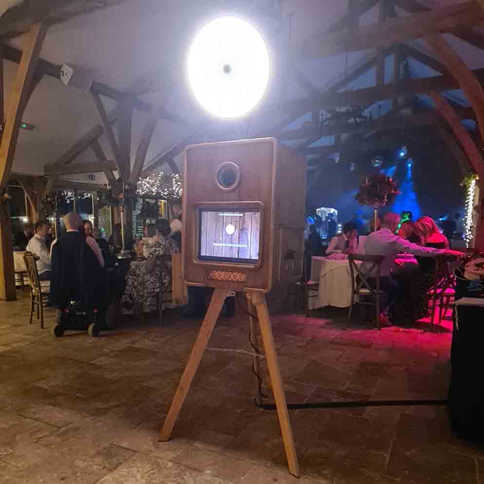I’ve seen photo booths turn weddings, proms and parties into moments people still talk about years later. From vintage props and themed backdrops to GIFs and green‑screen fun, a great booth gets guests laughing, mingling and taking home keepsakes.
At Fells Fun Booth we focus on high‑quality experiences and easy photo downloads so your guests can cherish and share memories long after the night ends. Planning an event in the Midlands? Link in bio to read my tips and see ideas for backdrops, props and guestbook setups. 🎉📸✨
#PhotoBoothIdeas #EventPlanning #WeddingExtras #PromNight #MidlandsEvents #PartyEntertainment #PhotoSharing #FellsFunBooth
