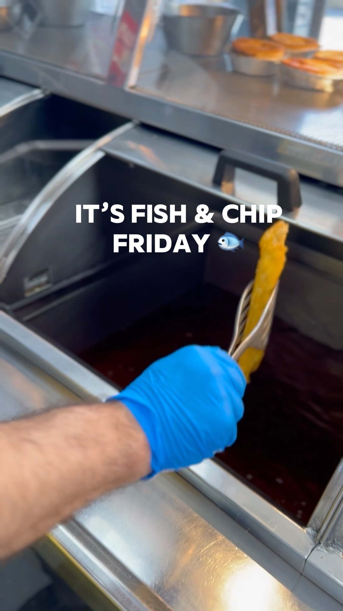 We can't wait to serve you all today! See you soonπ
-
#local #heswall #piscestakeaway #fishandchips #wirral #localtakeaway #pisces #goodfriday #chips #piscesheswall