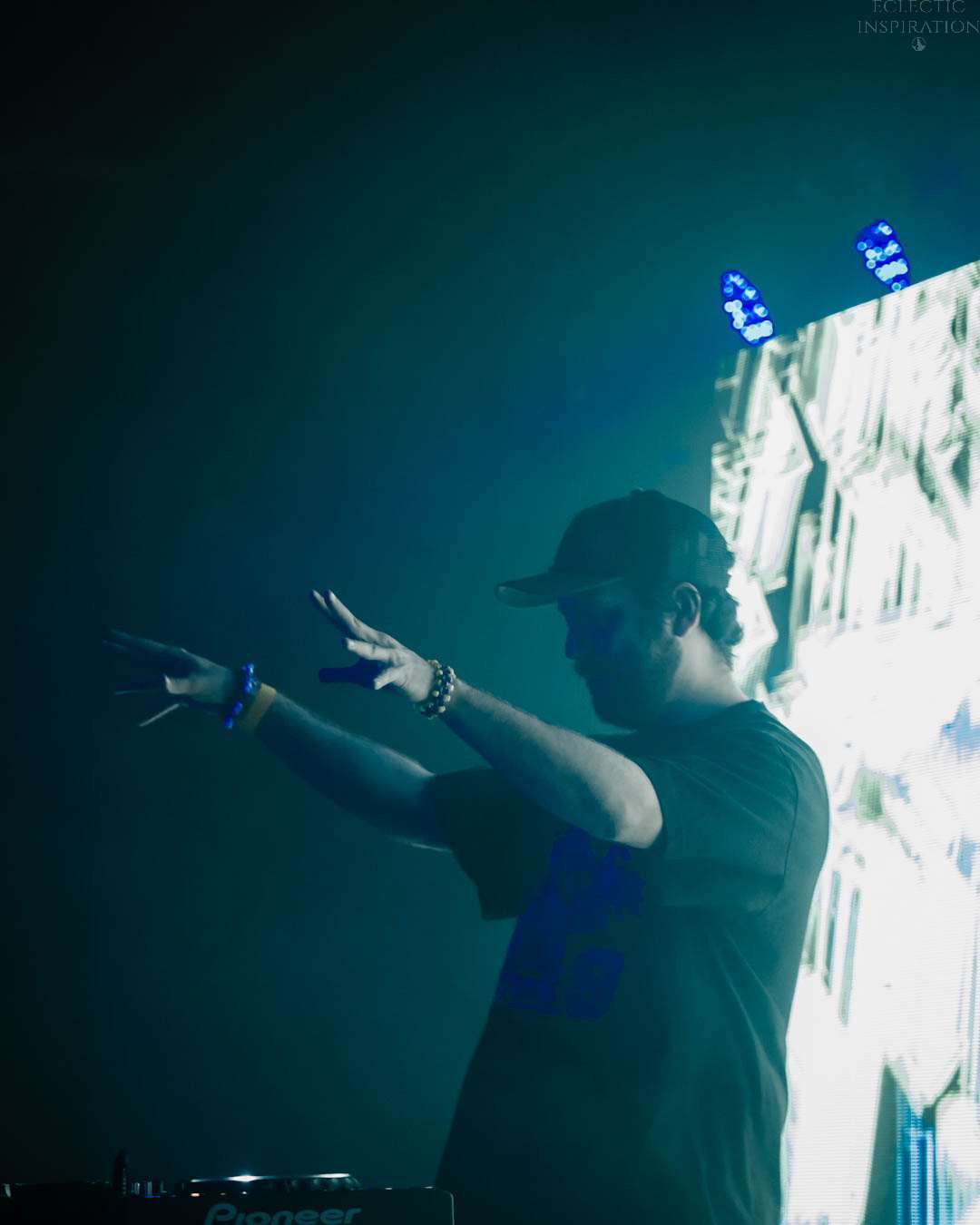 We're so excited to have @0pticbox back at The Rave! That set was 🔥