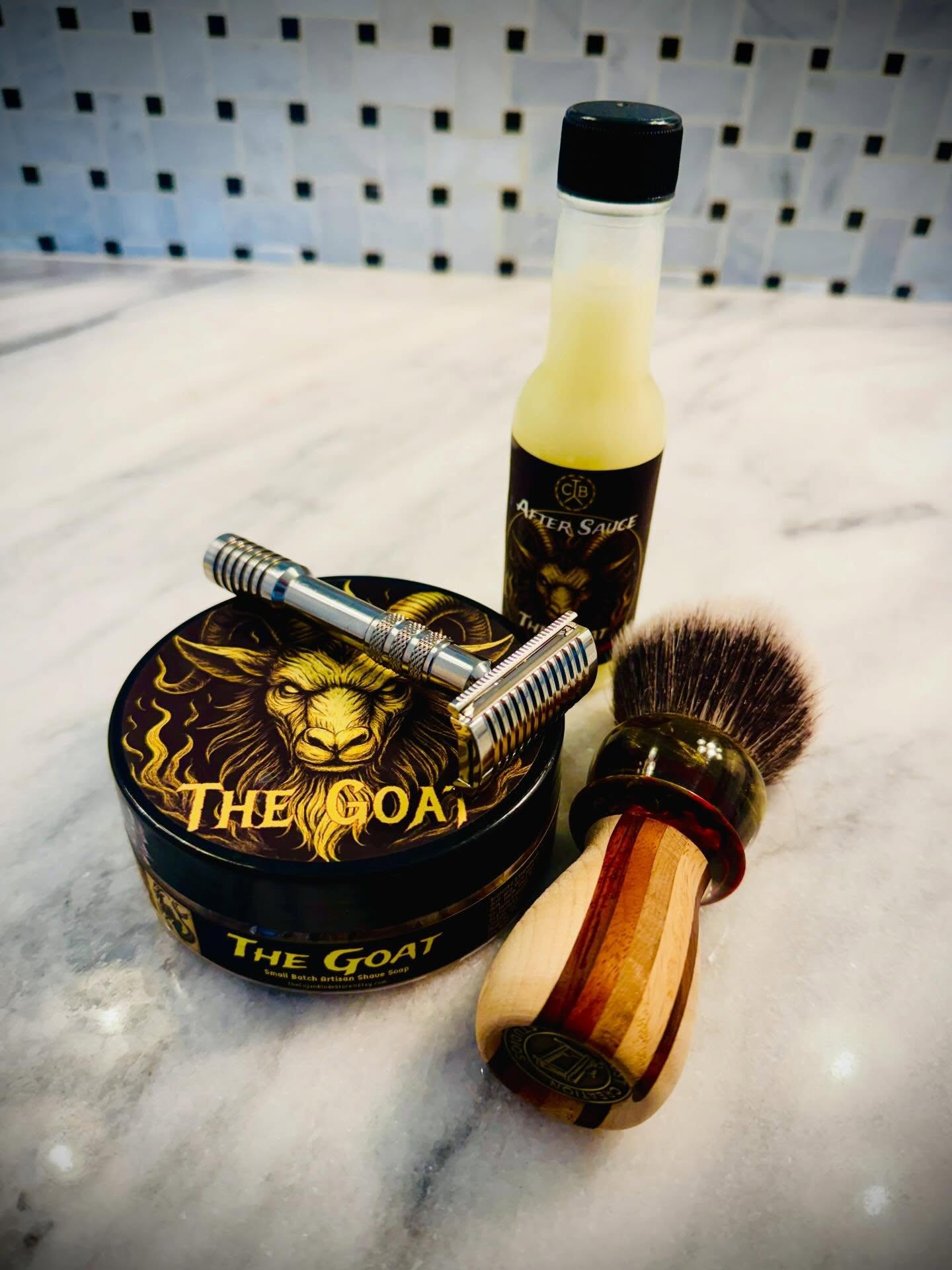 Thank you @eric_thecajunblade @sawdust.creations @wolfmanjamescanada #sotd #wetshaving #wetshave #shave