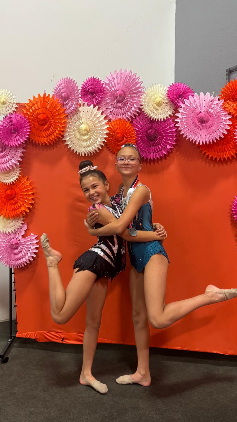 Look π who having fun πππΈπΈ
β¨ Region 1 Level 4 & 5 Classic and Blossom Cup Invitational β¨
What a meaningful and powerful day for our teamβ¦ π€β¨
We are so proud of every gymnast who stepped onto the floor yesterday π©°π«
Competitions are not only about results β they are about courage, overcoming nerves, and showing everything youβve been working on all season π
Every performance is a step forward, an experience, and growth πΈ
The most special part was how you supported one another π€π
Thatβs what truly makes a team π«
π To our gymnasts β we are so proud of you. We see your hard work, your strength, and your progress β¨
π To our parents β thank you for your constant support, trust, and belief in your children π€
We are proud of this season and the journey you are on π·
There are many more achievements ahead β and most importantly, personal victories for each of you π«β¨
Where Grace Takes Flight π¦π