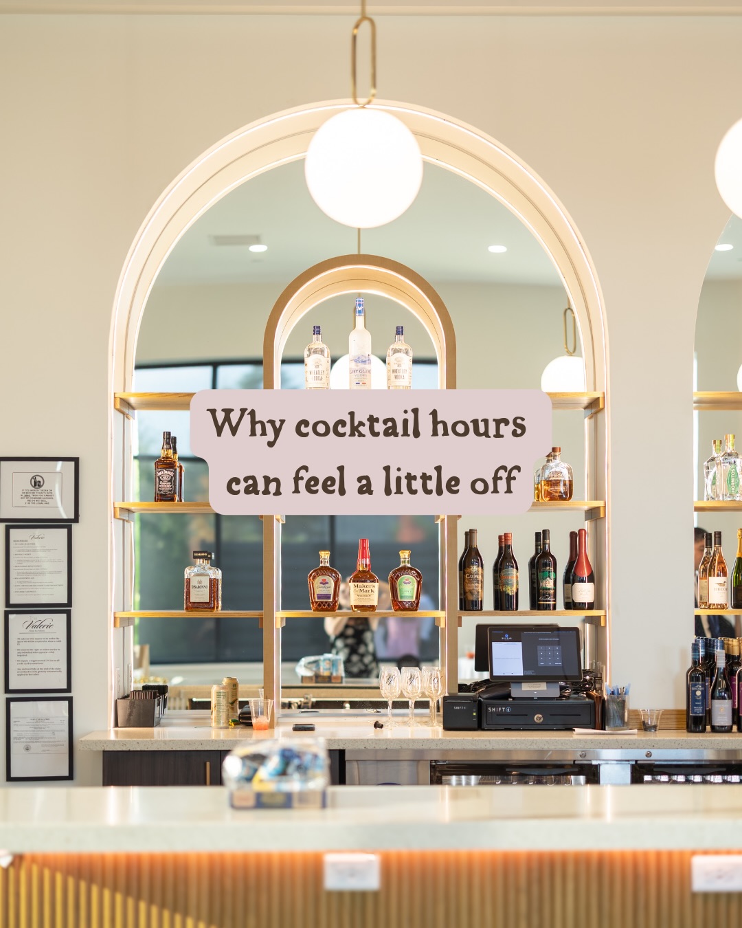 Cocktail hour isn’t just a block of time, it’s a transition between parts of the day. When it’s planned around how people move, eat, and gather, the entire night flows more naturally.🍸
Photography: @rachelmillerphoto