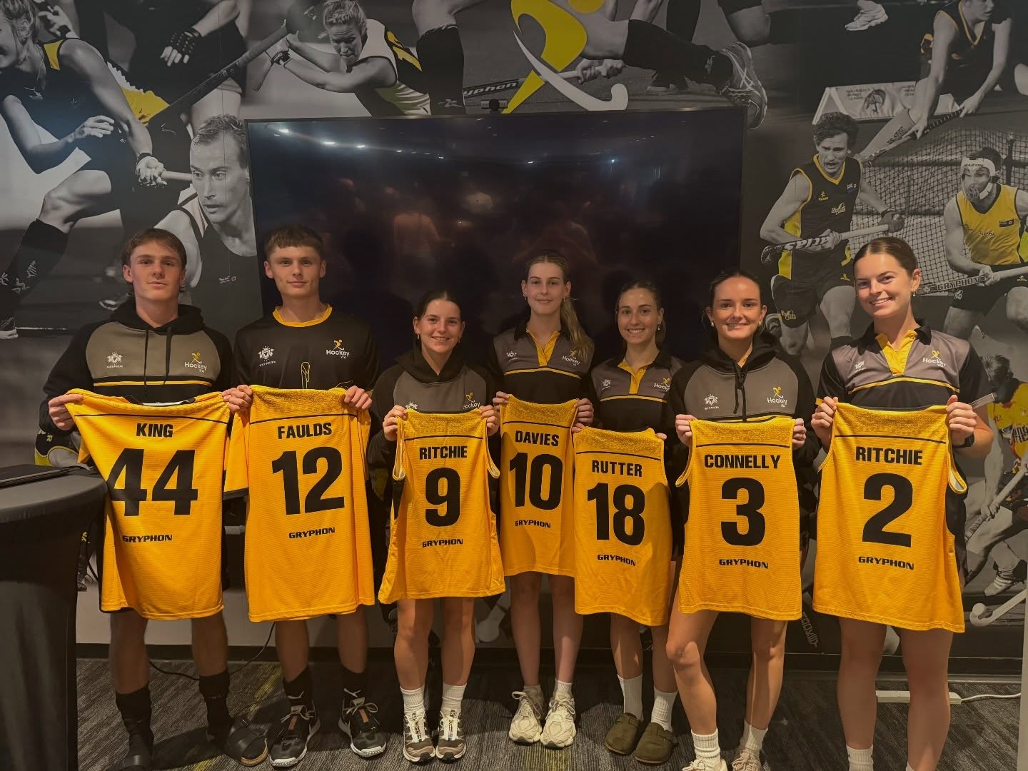 U21 wrap
Huge congratulations to all players, special shoutout to Reds’ Travis King on bringing home gold 🥇
And to Bella Connelly, Bella Rutter, Abbey Davies, Peyton & Jaeda Ritchie on a hard-fought 4th, unreal effort all round!