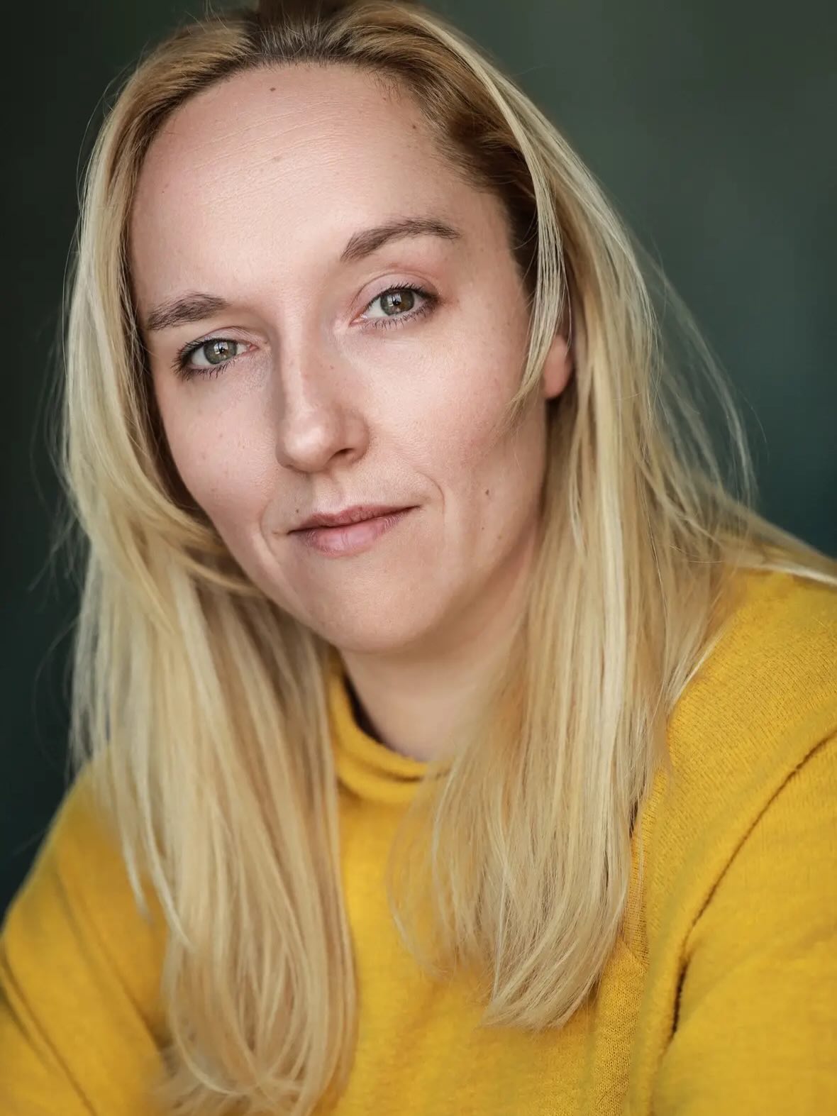 Tammie Webster joins the cast as Coach Helen in ‘Boxed In’ playing at Burdall’s Yard in Bath during May.
Written by Owen Damsell, this story of relentless survival is told through movement, freestyle dance, spoken word poetry and stage combat.
Congrats Tammie! ✊🥊
#studentsuccess #ClientSuccess