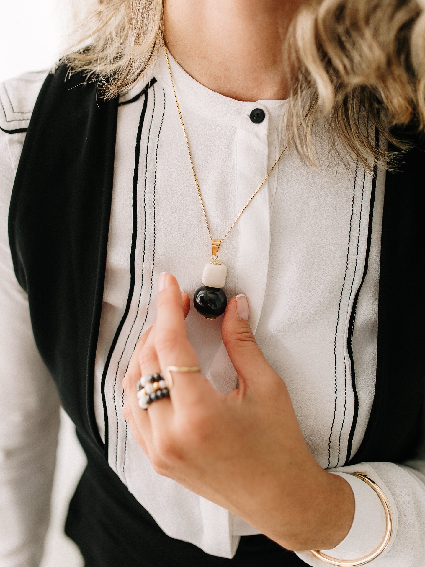 This is T U X E D O — black & white, because classics never go out of style.
Handcrafted by me using premium Spanish design, handmade ceramic details, and gold-plated Zamak accents and steel. Inspired by the timeless contrast of black and white — elegant, clean, and always in trend.
It’s that balance: classic… but with a fresh edge.
#WildCollection #TuxedoBracelet #BlackAndWhite #TimelessStyle #ModernElegance Handmade