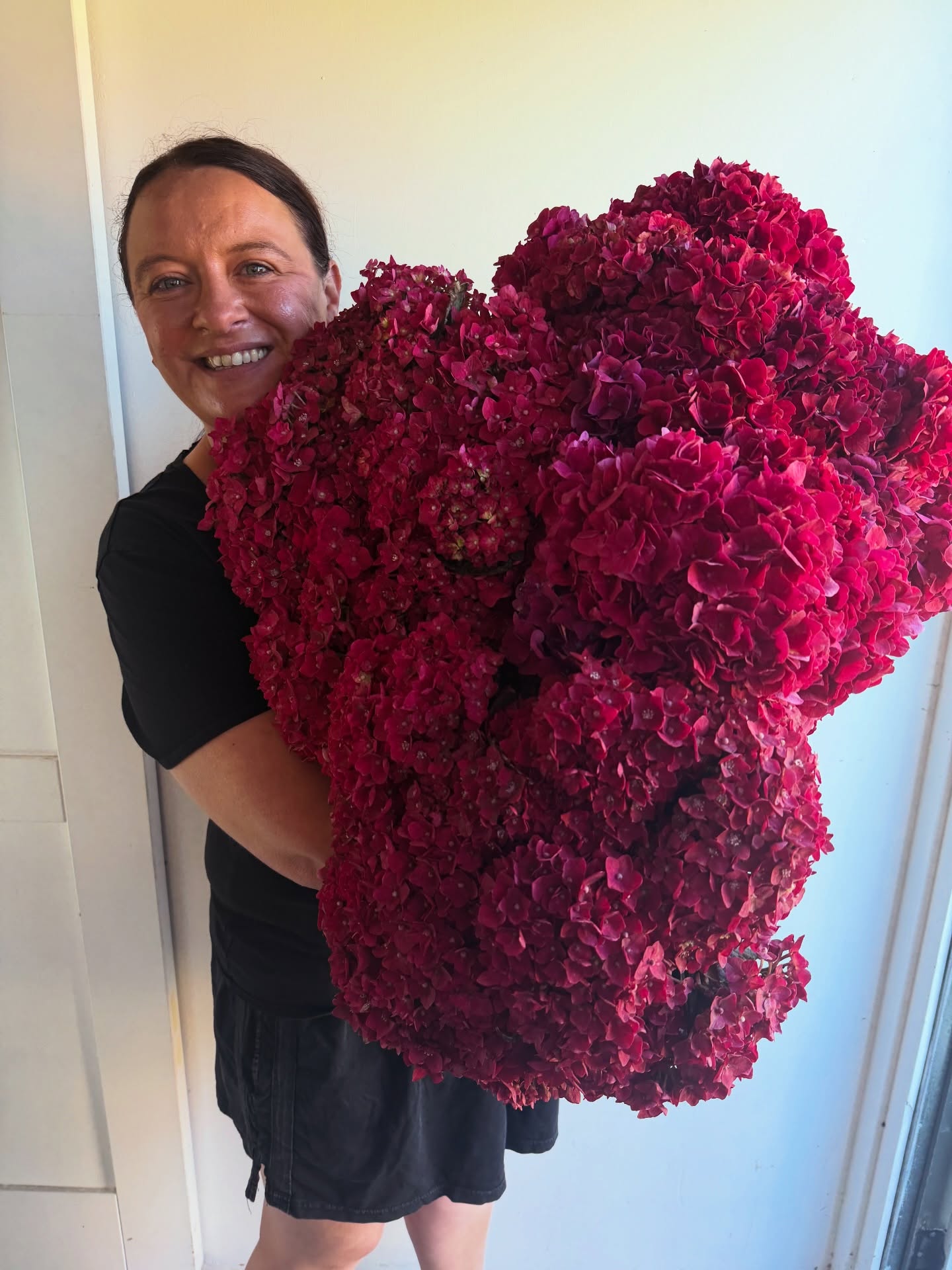 Well hello and welcome if you’re new here. Thanks for following along!
I’m Leah, the face behind Leah Mitchell Floral. I’ve been in the floristry world for over 20 years (yes… I started very young 😂), and weddings are absolutely my thing.
My floral style is romantic, abundant, a little bit luxe, and never boring. What I love most about weddings, is taking a client’s vision and elevating it. Making it uniquely them. You don’t need to have all the answers. That’s my job. I take your ideas, your vibe, your priorities, and turn it into something even better than you imagined… while making the whole process feel calm, easy, and actually enjoyable.
In allll my free time I also educate florists. The education side of my business honestly happened by accident. Florists started reaching out asking for help, which turned into mentoring… which turned into workshops… and now I run an online subscription where I teach florists everything from design to business (because being good with flowers is only half the job, right?).
These days I also get to guest speak, travel to teach and share what I’ve learnt about building a profitable, sustainable wedding flower business… which still feels a bit surreal for this ADHD gal who always felt a bit weird - and not sure why my brain worked differently to everyone else’s.
So whether you’re here as a couple planning your wedding, or a florist wanting to grow your skills and business… you’re very welcome here.
