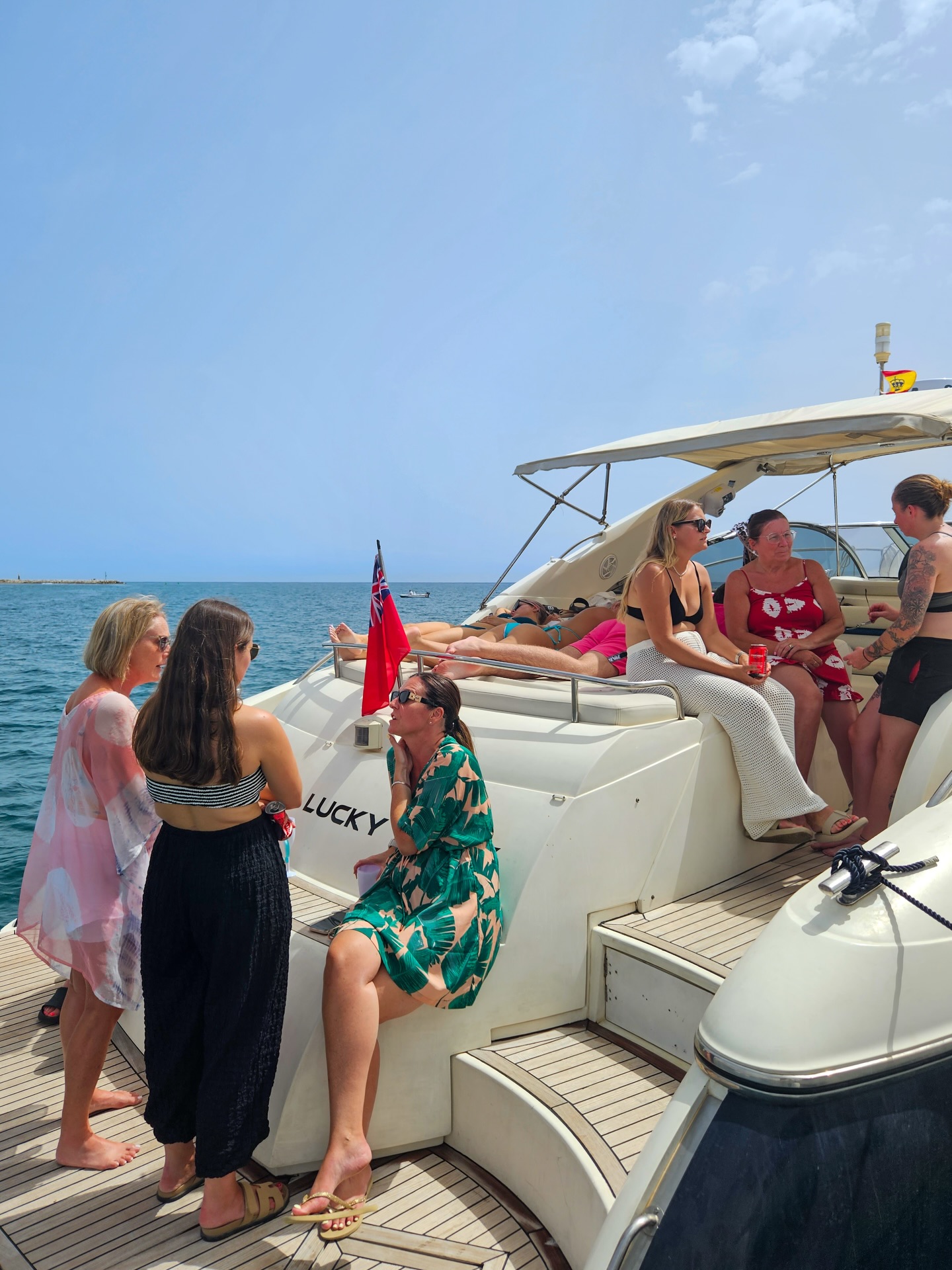 Sunshine, sea views, and great company, just another perfect day aboard with Sail & Power Charters! Whether you’re after relaxation, adventure, or a bit of both, our private charters are the ultimate way to enjoy the summer ☀️
~~~
Sol, vistas al mar y excelente compañía: ¡otro día perfecto a bordo con Sail & Power Charters! Tanto si buscas relajarte, vivir una aventura o disfrutar de un poco de ambos, nuestros chárteres privados son la forma definitiva de aprovechar el verano ☀️
📲 +34 644 05 36 56
🇬🇧🌐www.sailandpowercharters.es
🇪🇸🌐www.esteponaboatcharter.com
#boattripspain #paseodebarco #boatcharter #costadelsol #marbella